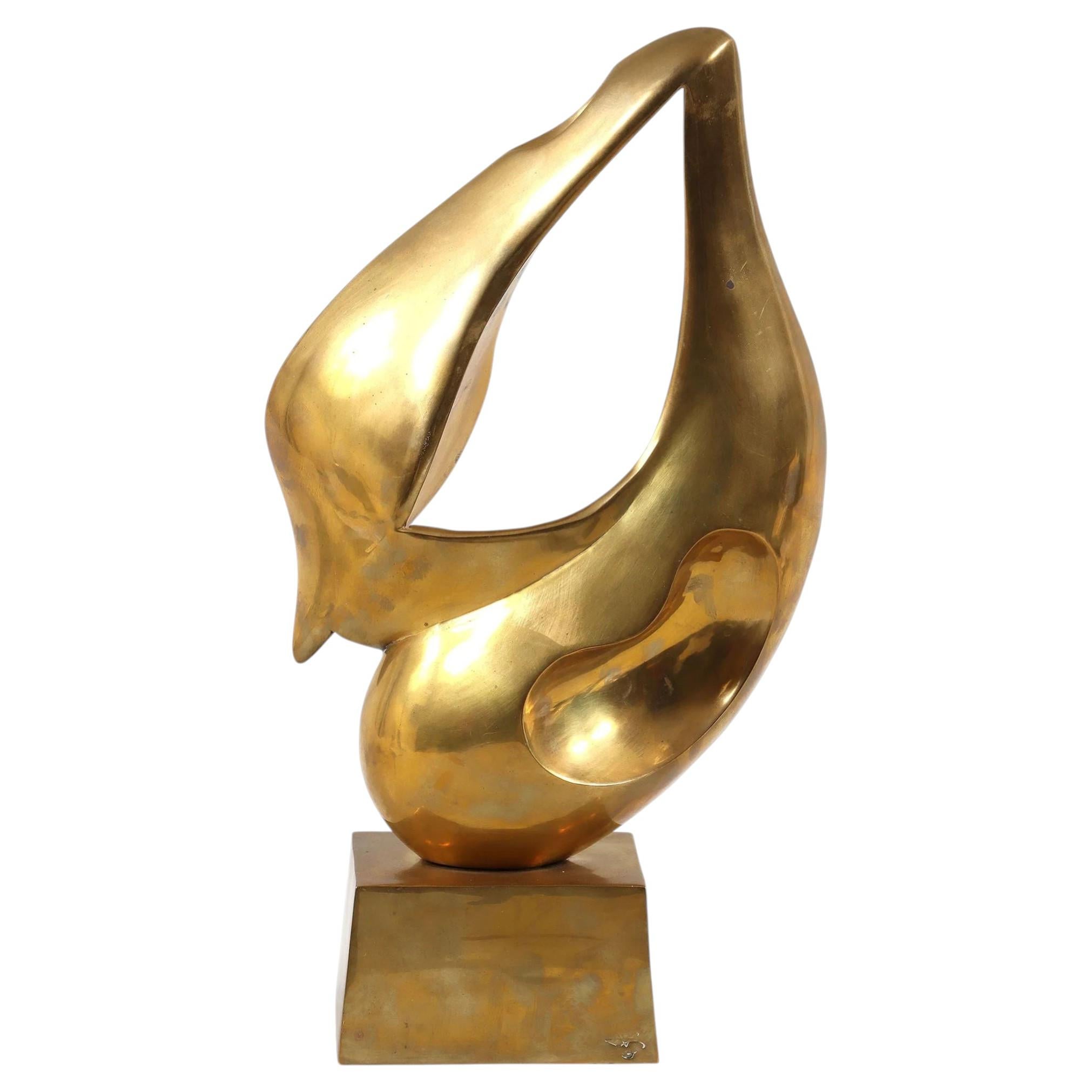 Sculpture abstraite en bronze représentant un oiseau, réalisée par Kirill Bergart