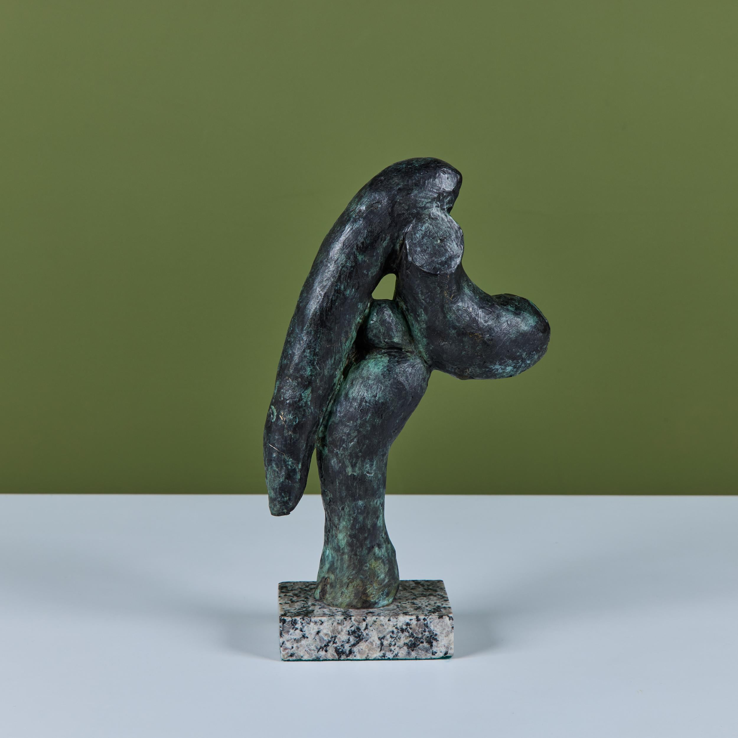Abstract Bronze Sculpture on Granite Base Bronce en venta