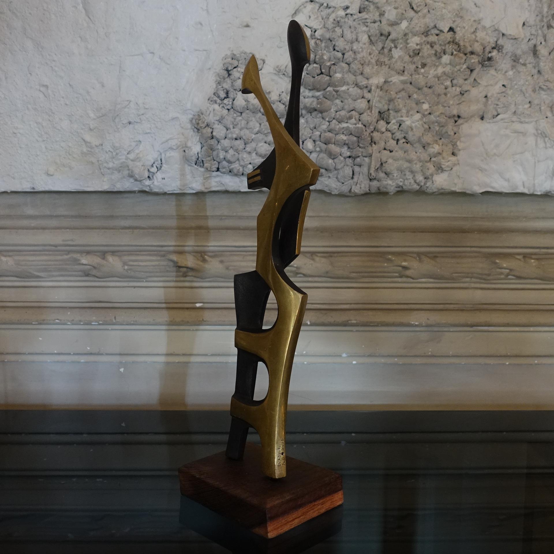 Abstract Bronze Sculpture, Signed Tandu. L. 2015 5
