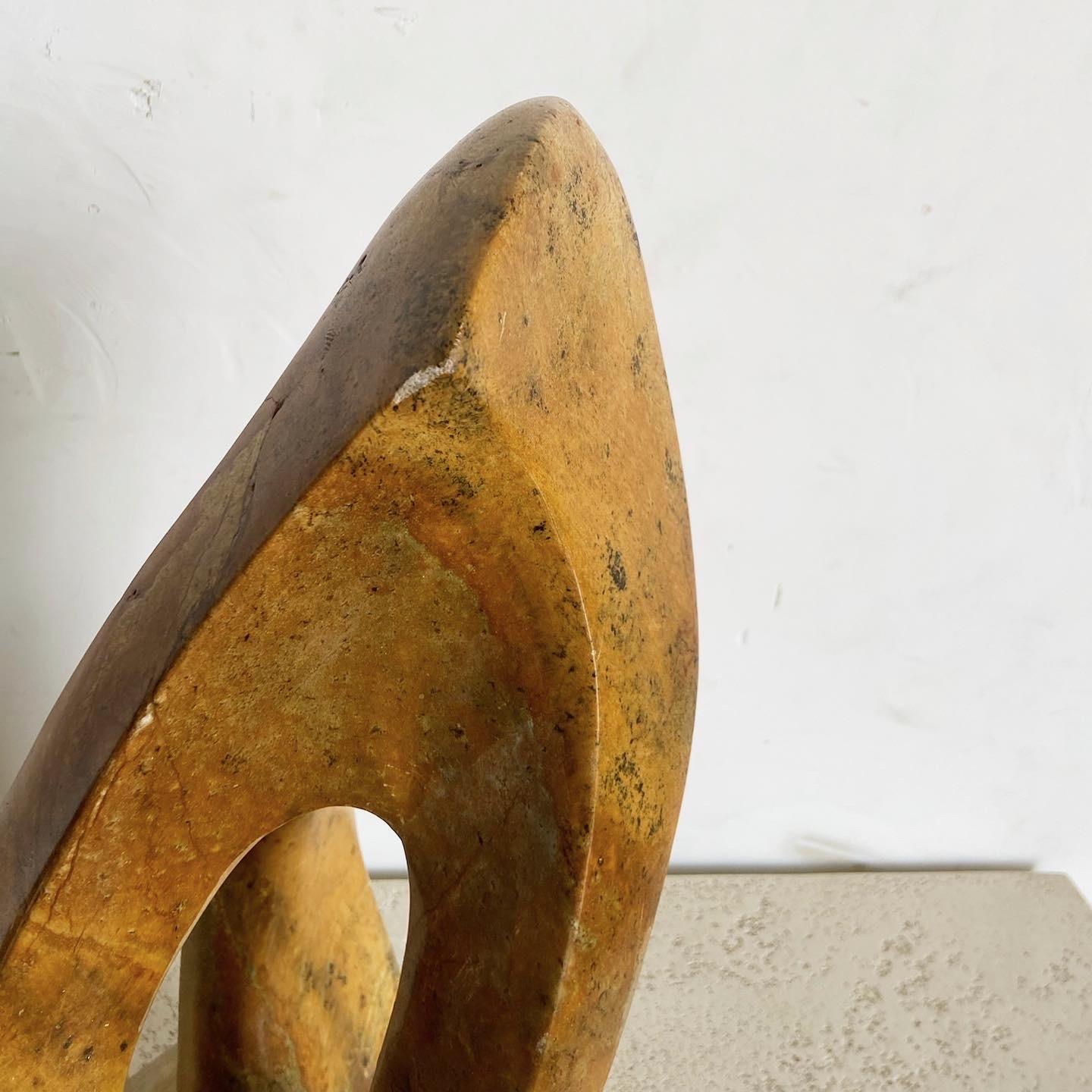 Sculpture abstraite en pierre de Brown en vente 5