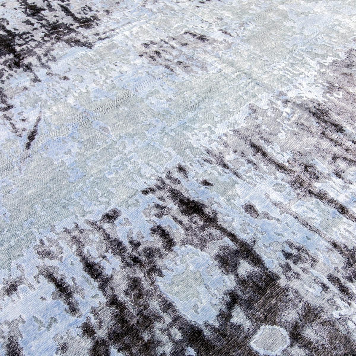 Abstract Carpet. Design in Silk and Wool. 3.00 x 2.50 m. In New Condition For Sale In MADRID, ES