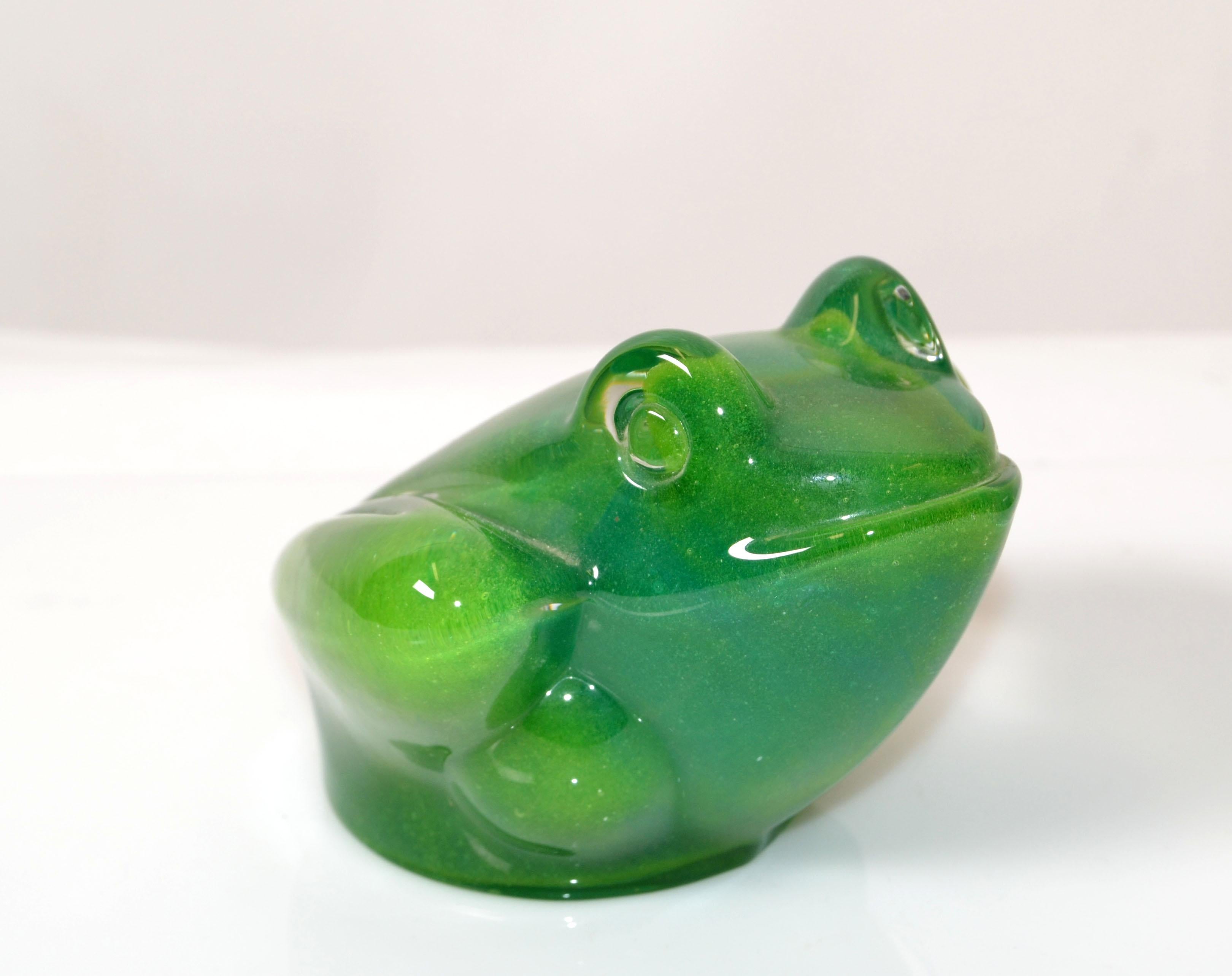 Italian Abstract Cased Green Blown Murano Glass Frog Sculpture Italy Mid-Century Modern