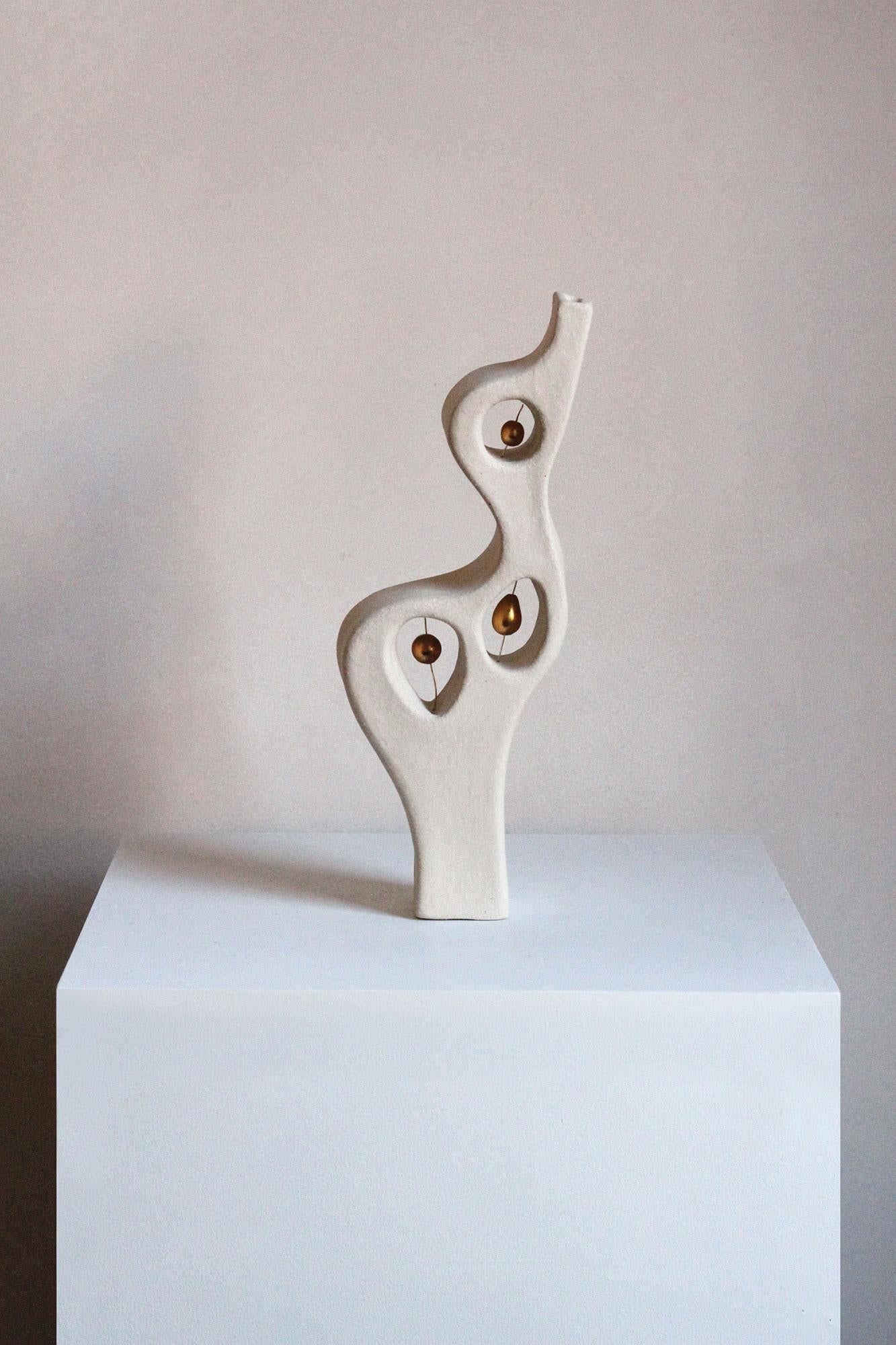 Britannique Abstract Ceramic Sculpture With Gold Lustre, “Fragments Within III” by Miyelle en vente