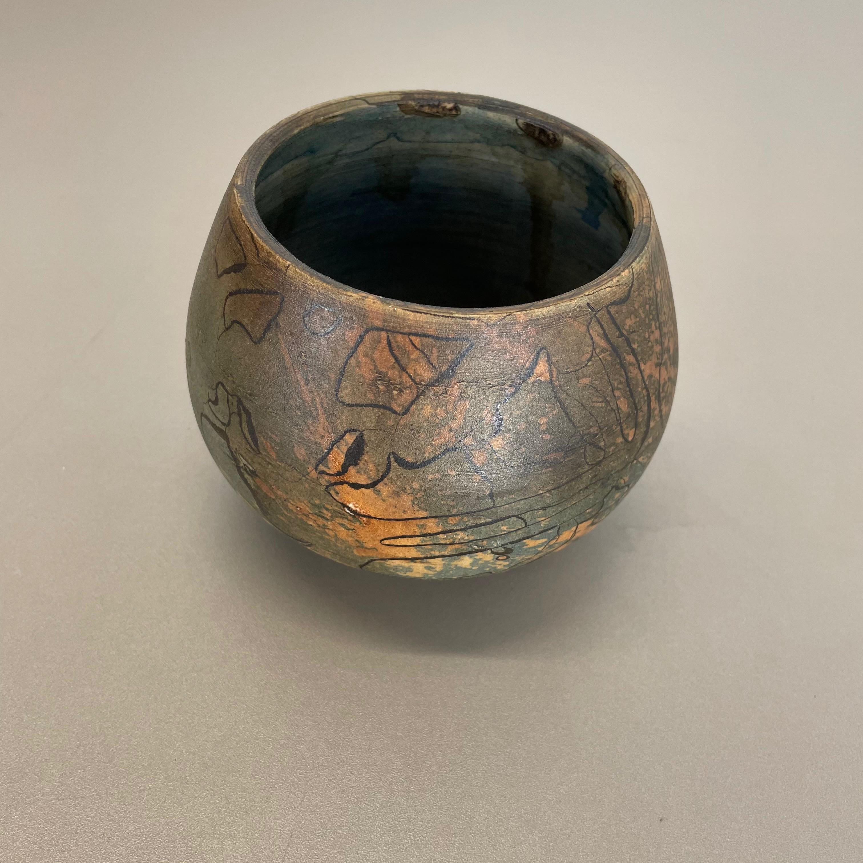 20ième siècle Objet de poterie de studio en céramique abstraite de Gerhard Liebenthron, Allemagne, 1970 en vente