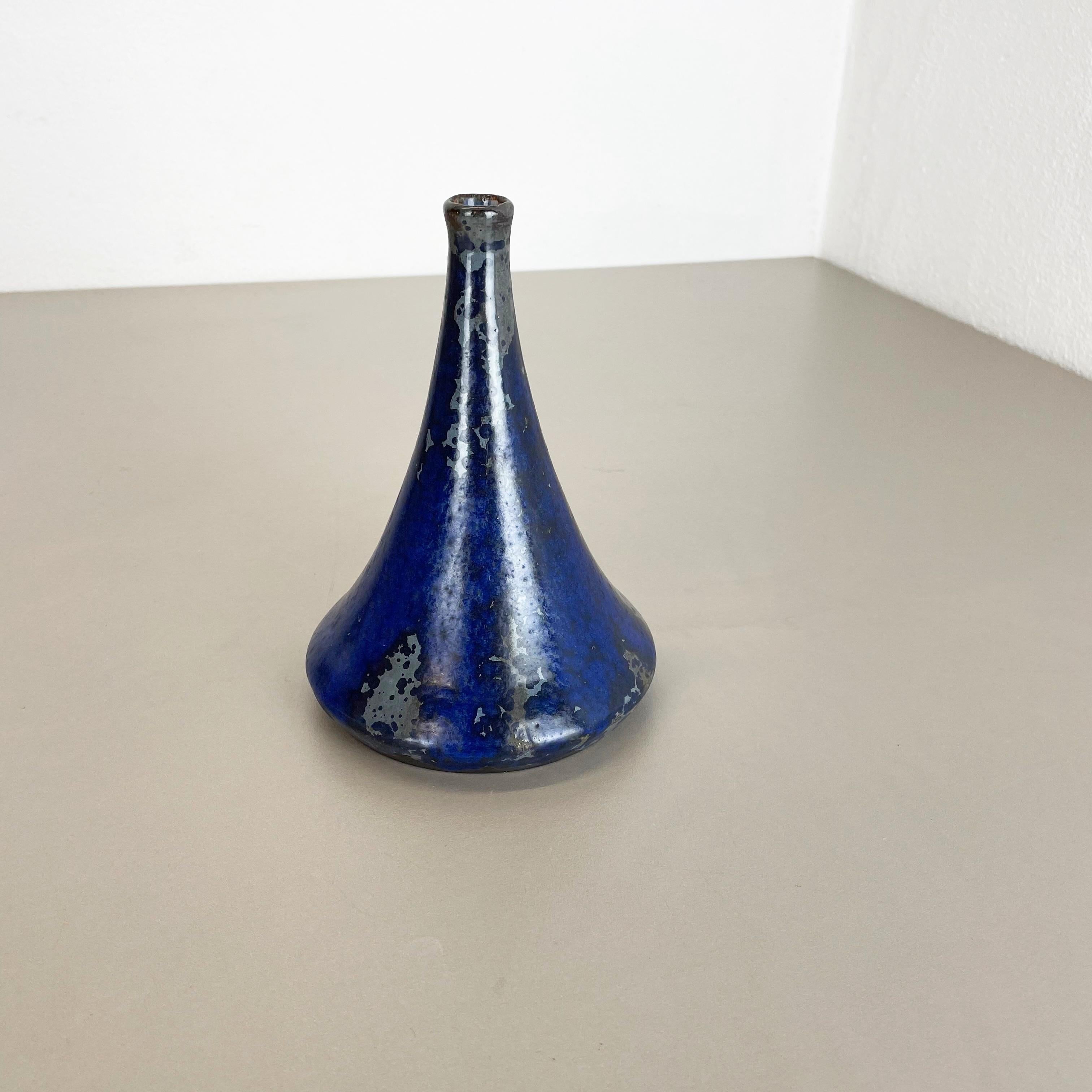 Abstract Ceramic Studio Pottery Vase by Gerhard Liebenthron, Germany, 1960s In Good Condition For Sale In Kirchlengern, DE