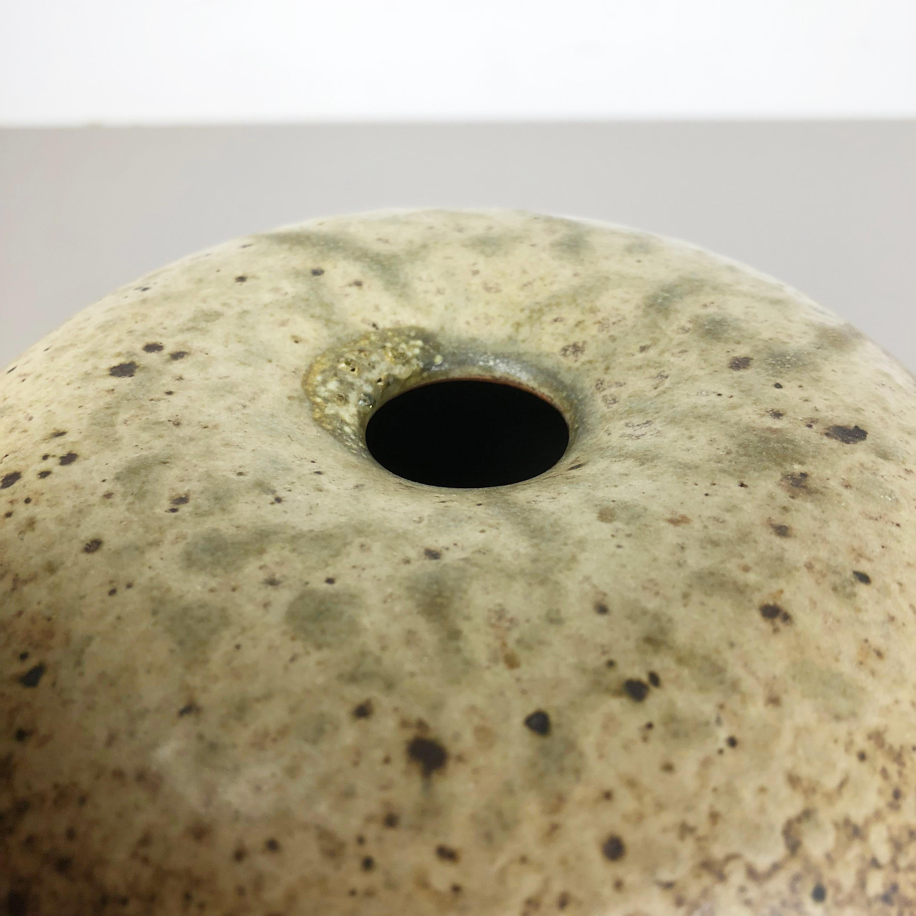 Vaso astratto in studio Pottery Objects for Objects, Kandern Germania 1980s in vendita 1