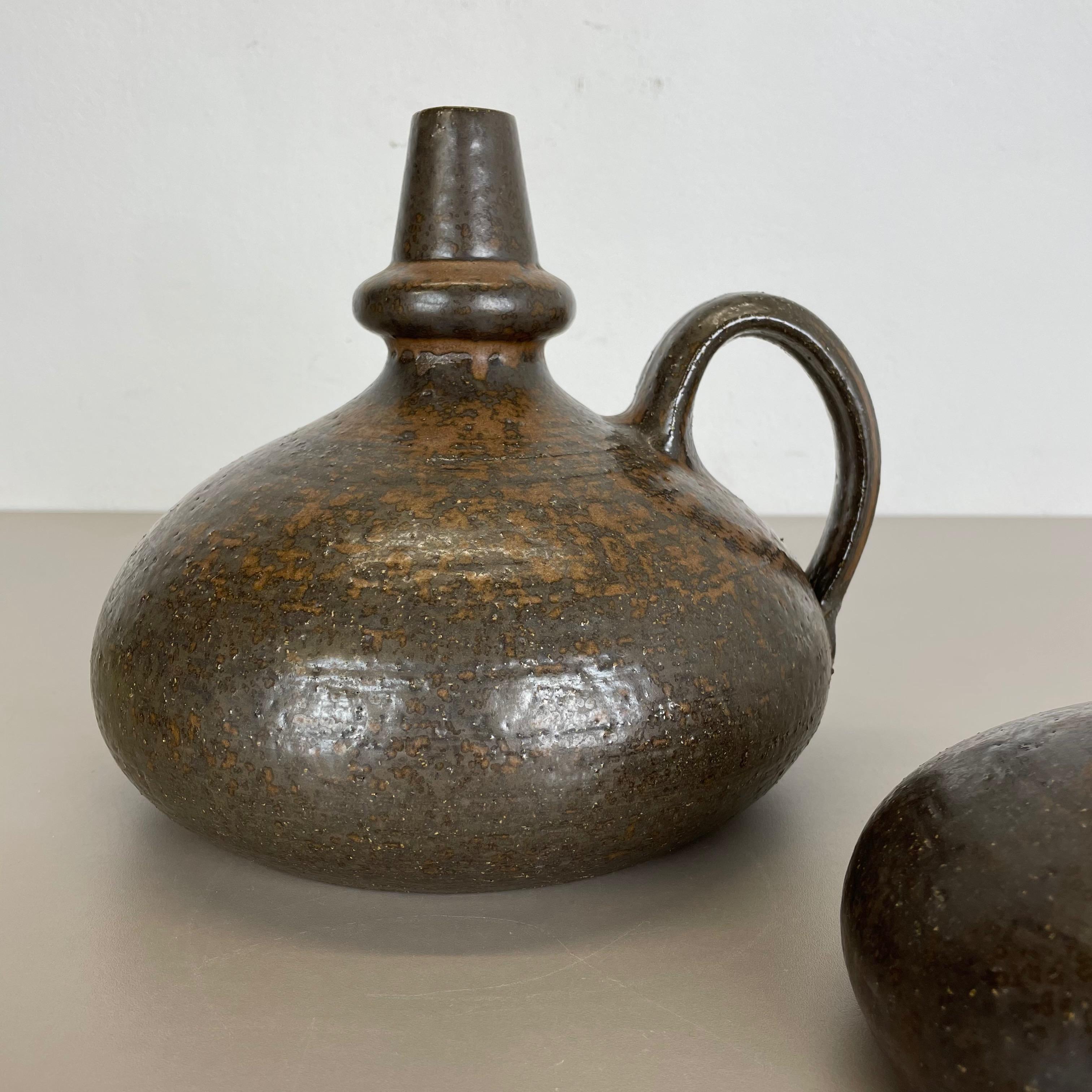 Allemand Vase et objets en céramique abstraite de l'atelier de poterie de Rudi Stahl, Allemagne, 1970 en vente