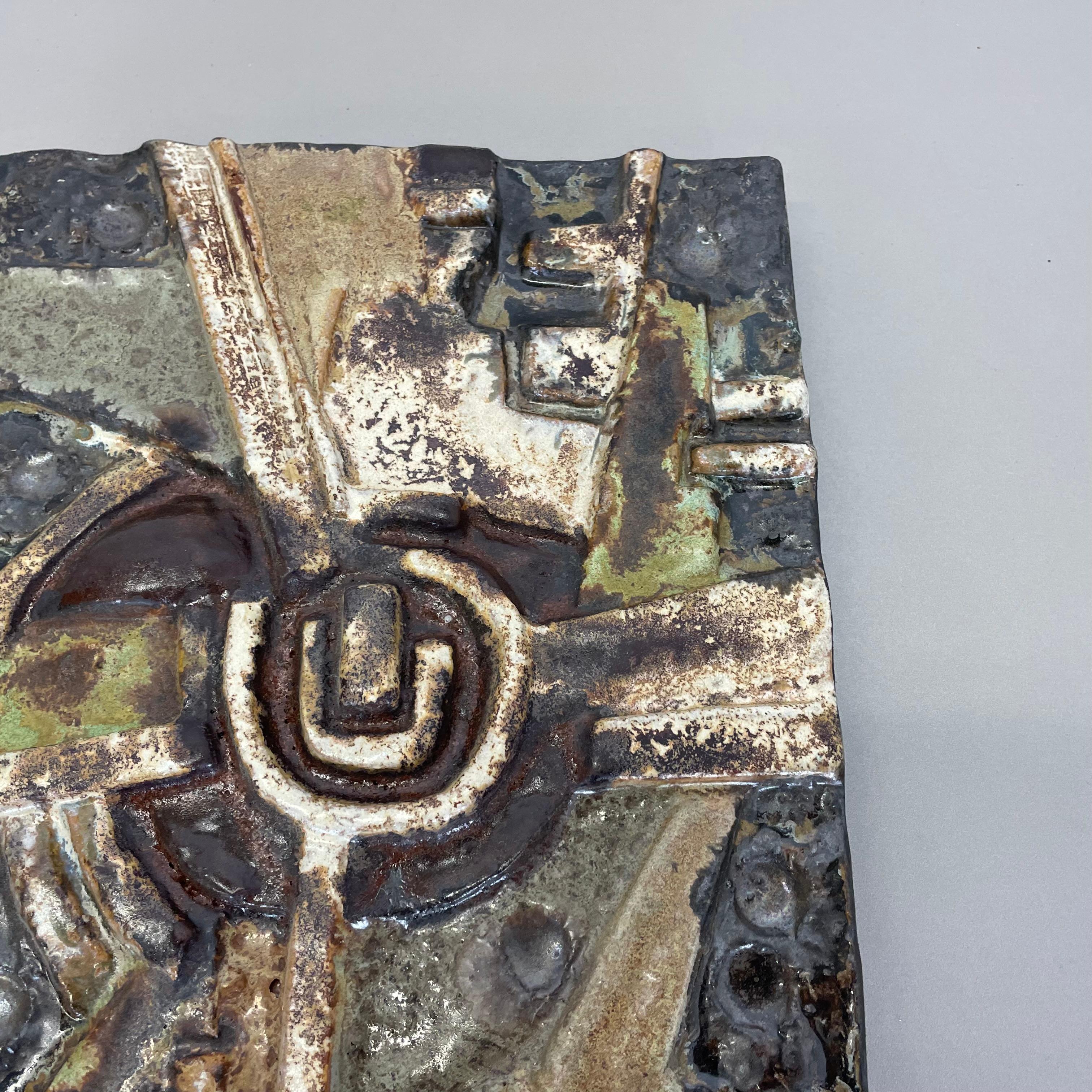 abstract Ceramic Wall Plate Object by Helmut Schäffenacker attrib., Germany 1960 For Sale 8