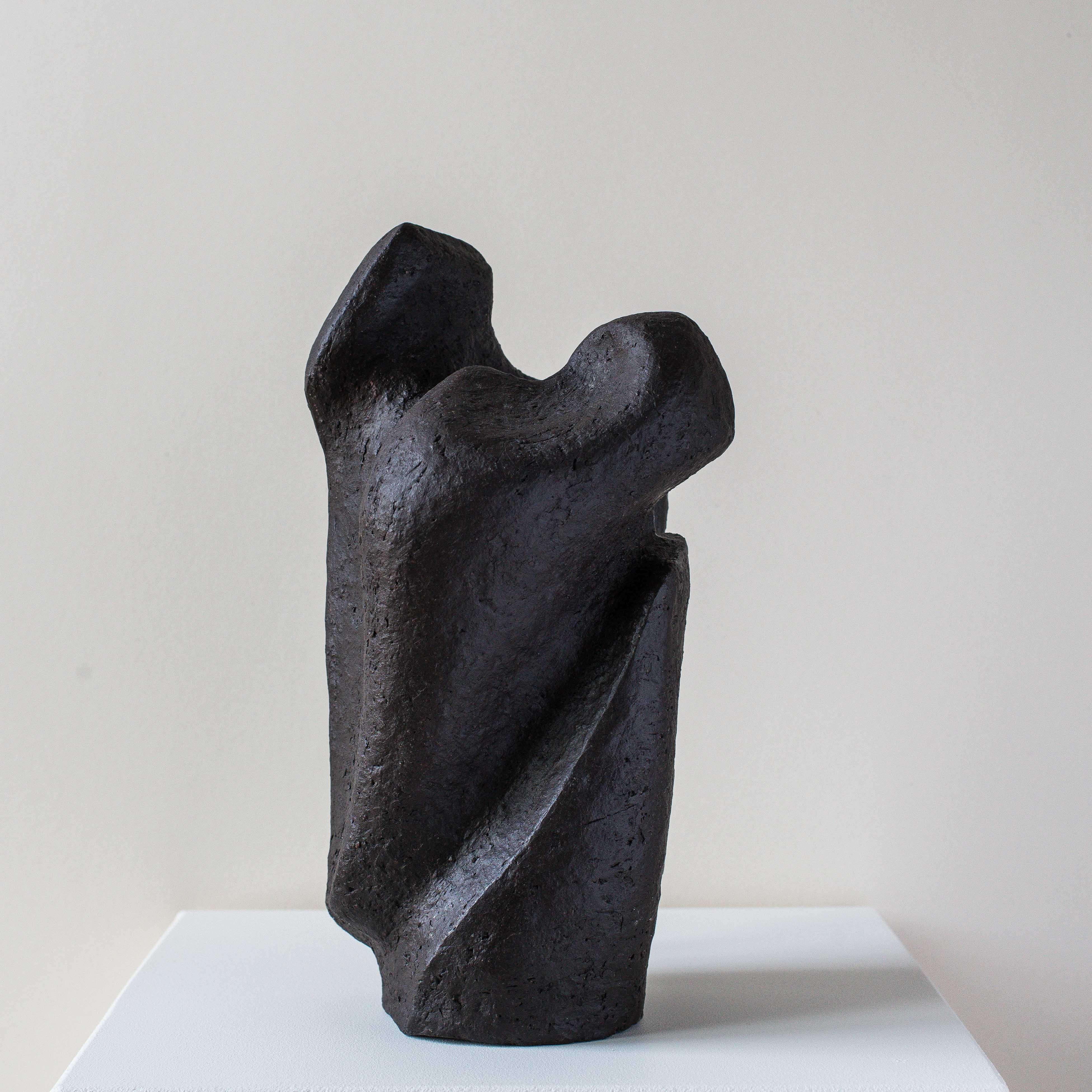 Européen Sculpture abstraite du milieu du siècle, argile de chamotte de forme libre