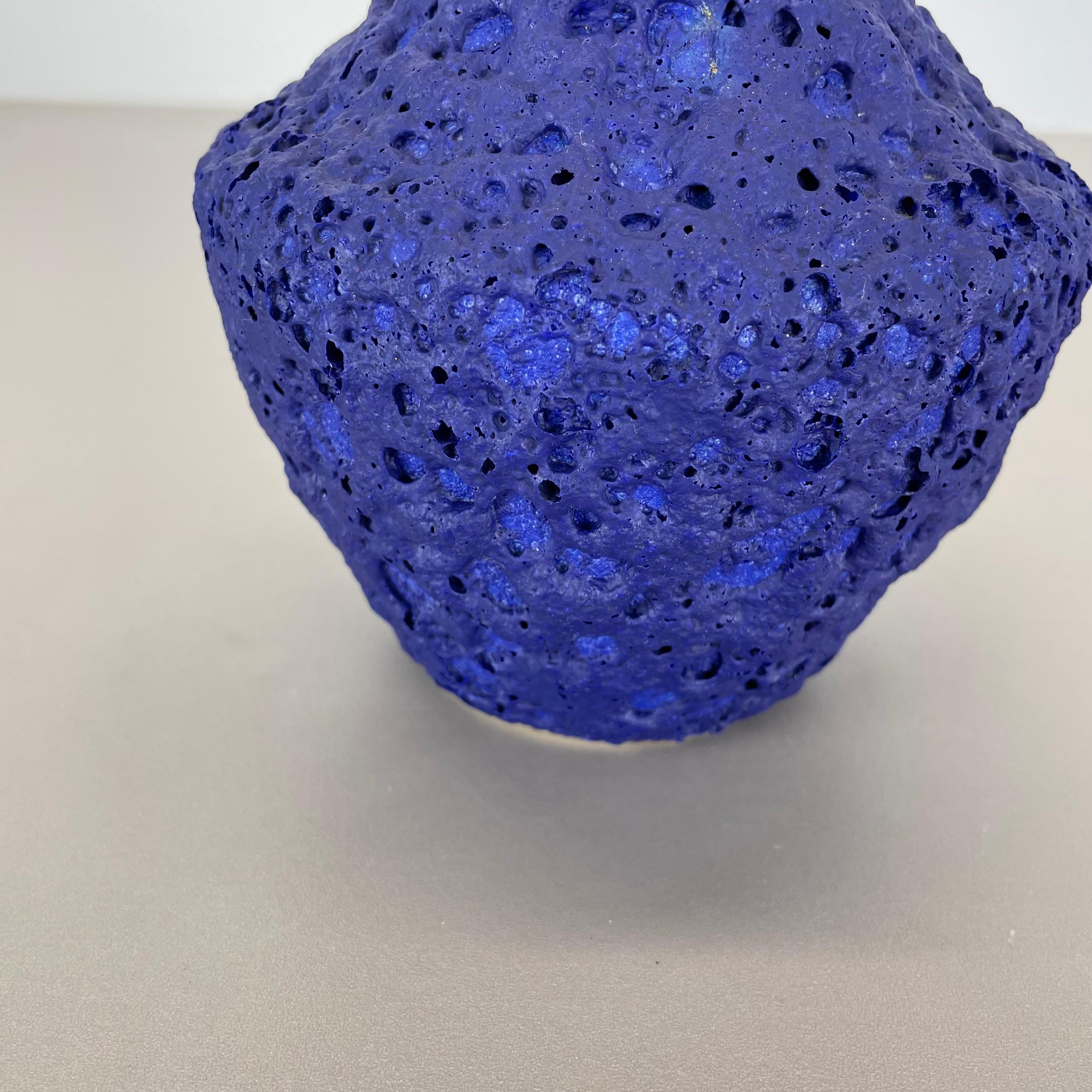 Blaue brutalistische Vase aus farbenfroher Keramik von Silberdistel, W. Germany, 1950er Jahre im Angebot 5