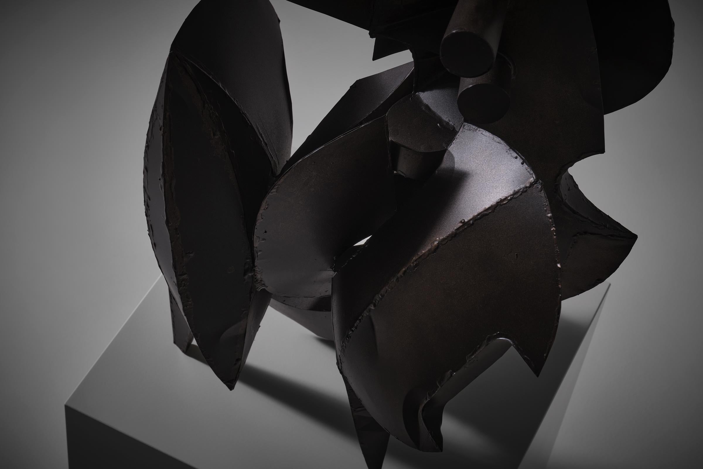 Abstract constructivist sculpture in metal by Sergio Ponzio IV, Italy 1971 For Sale 4