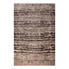 Abstrakter zeitgenössischer Teppich in Braun mit handgefertigtem Saum aus Wolle und Seide, Cosmo