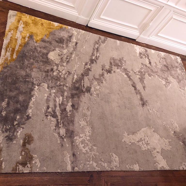 Modern Abstract Contemporary Area Rug Taupe and Gold, Handmade of Wool Silk, 