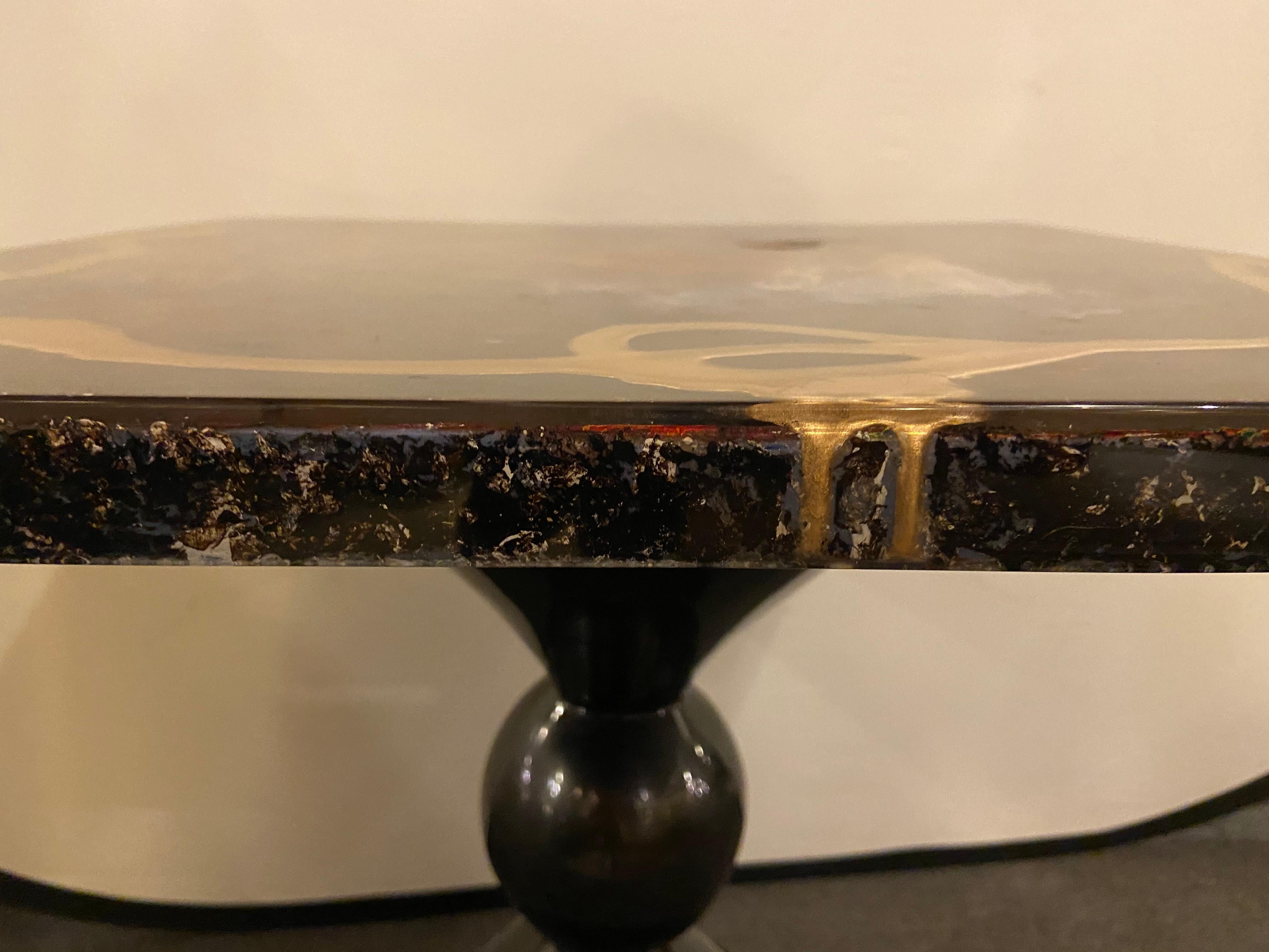 Abstract Design Mid-Century Modern Center or End Table in Resin on Black Epoxy In Good Condition In Plainview, NY