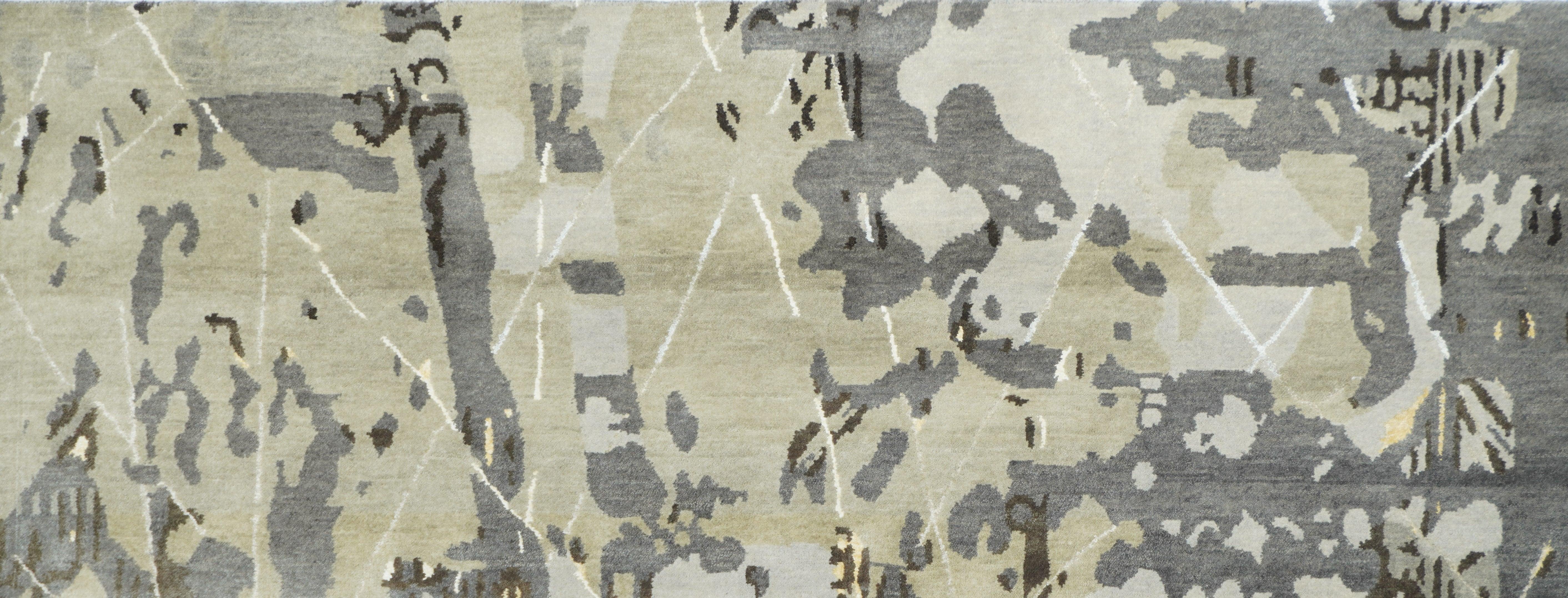 Modern Abstract Design Runner 2'6'' x 10'1'' For Sale