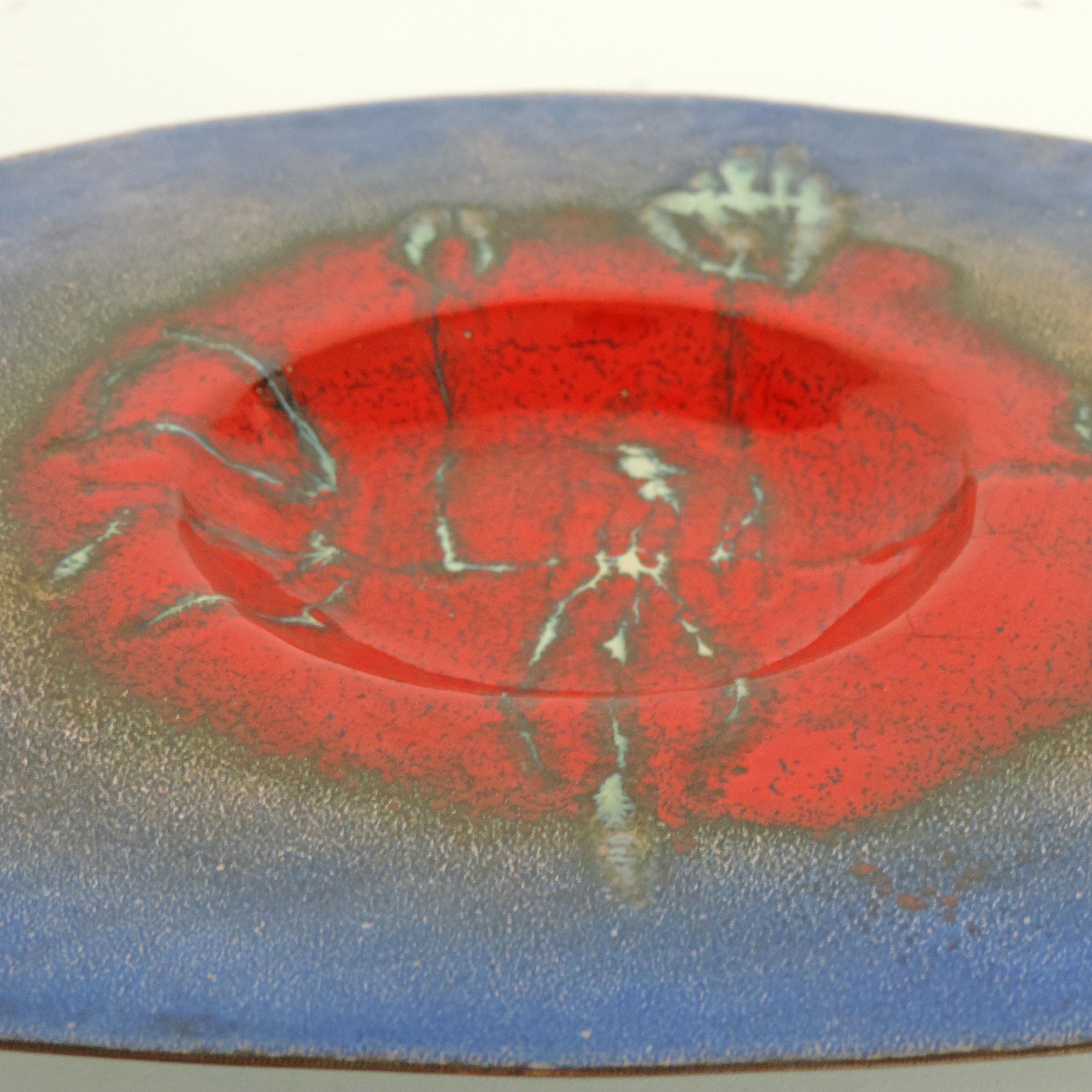 Abstract Enamel on Copper Bowl, Italy, 1950s In Good Condition For Sale In Milan, IT