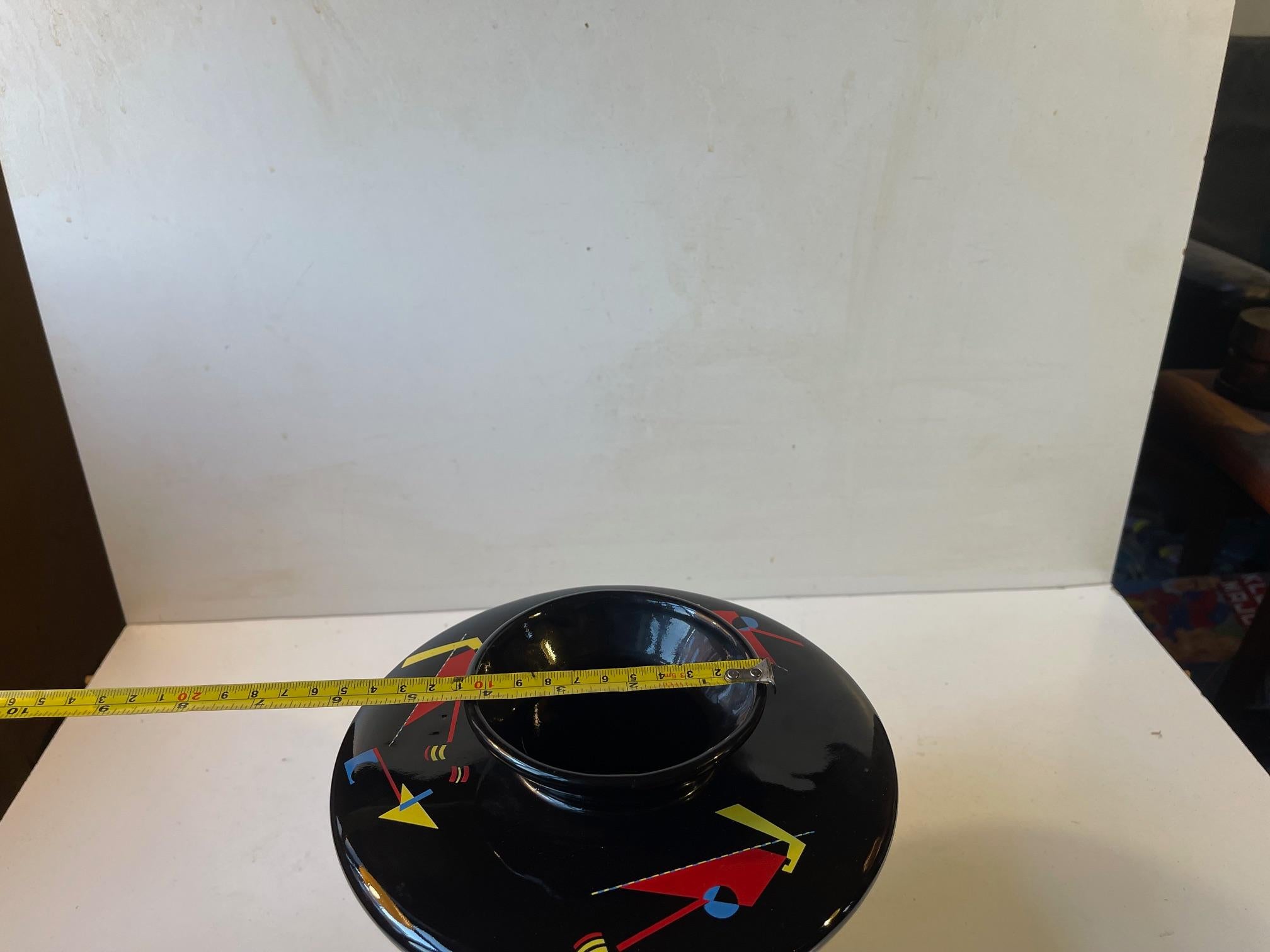 Mid-20th Century Abstract Expressionist Black Porcelain Vase in the style of Wassily Kardinsky For Sale