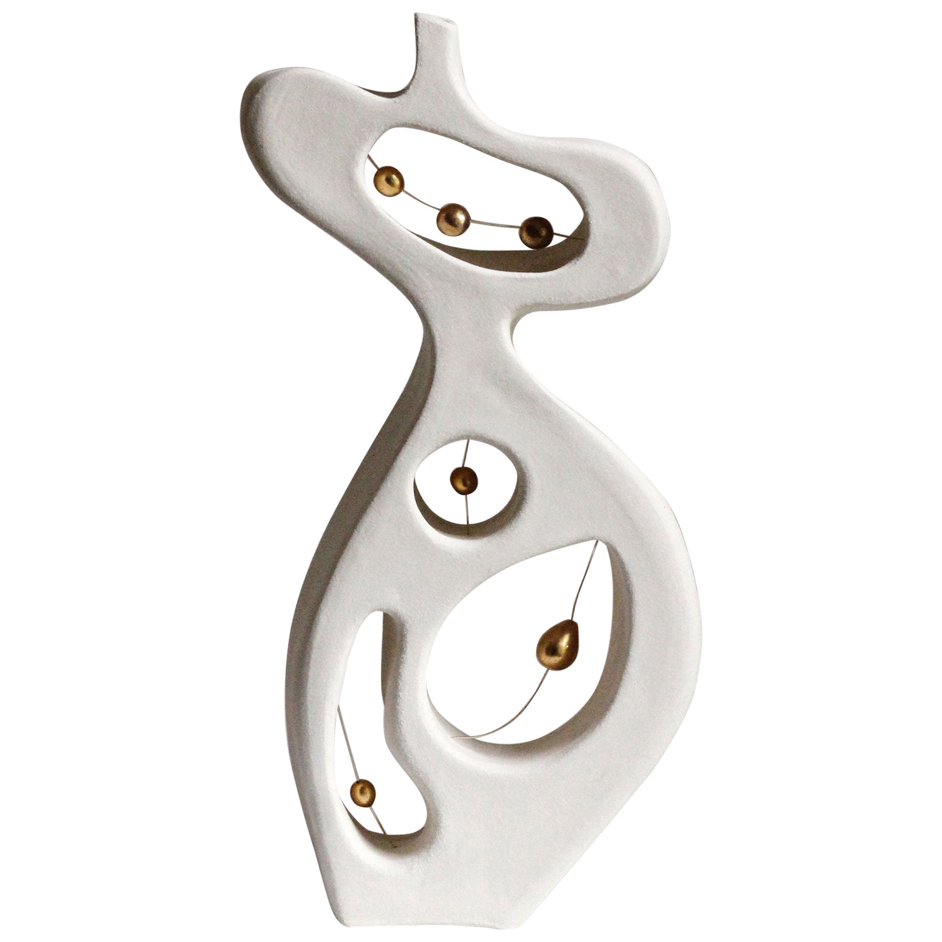 Scultura astratta femminile in ceramica con lustro d
oro, fatta a mano, "Fragments Within".