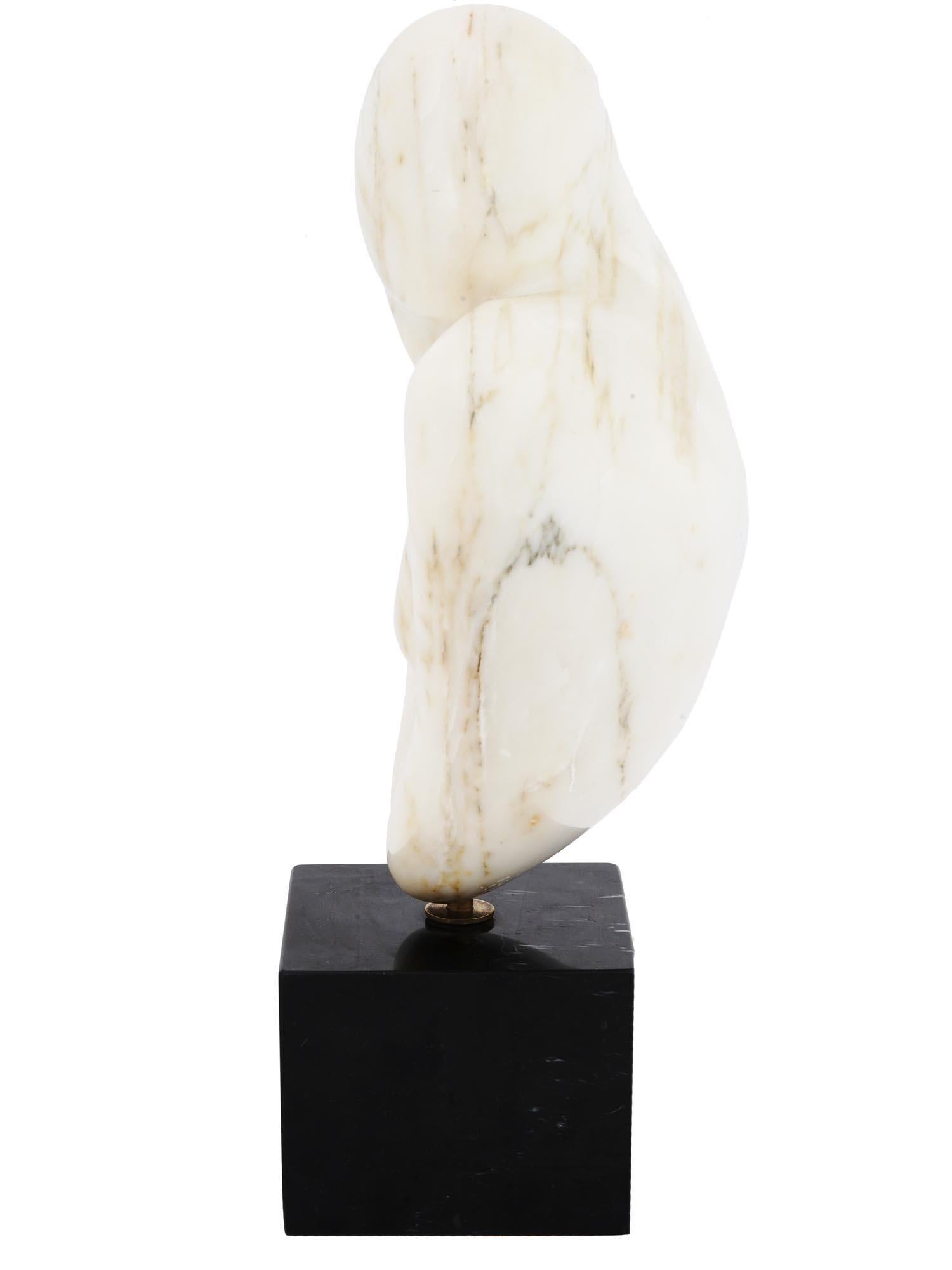 Abstract Female Sculpture by Anthony Guzzo In Good Condition For Sale In New York, NY