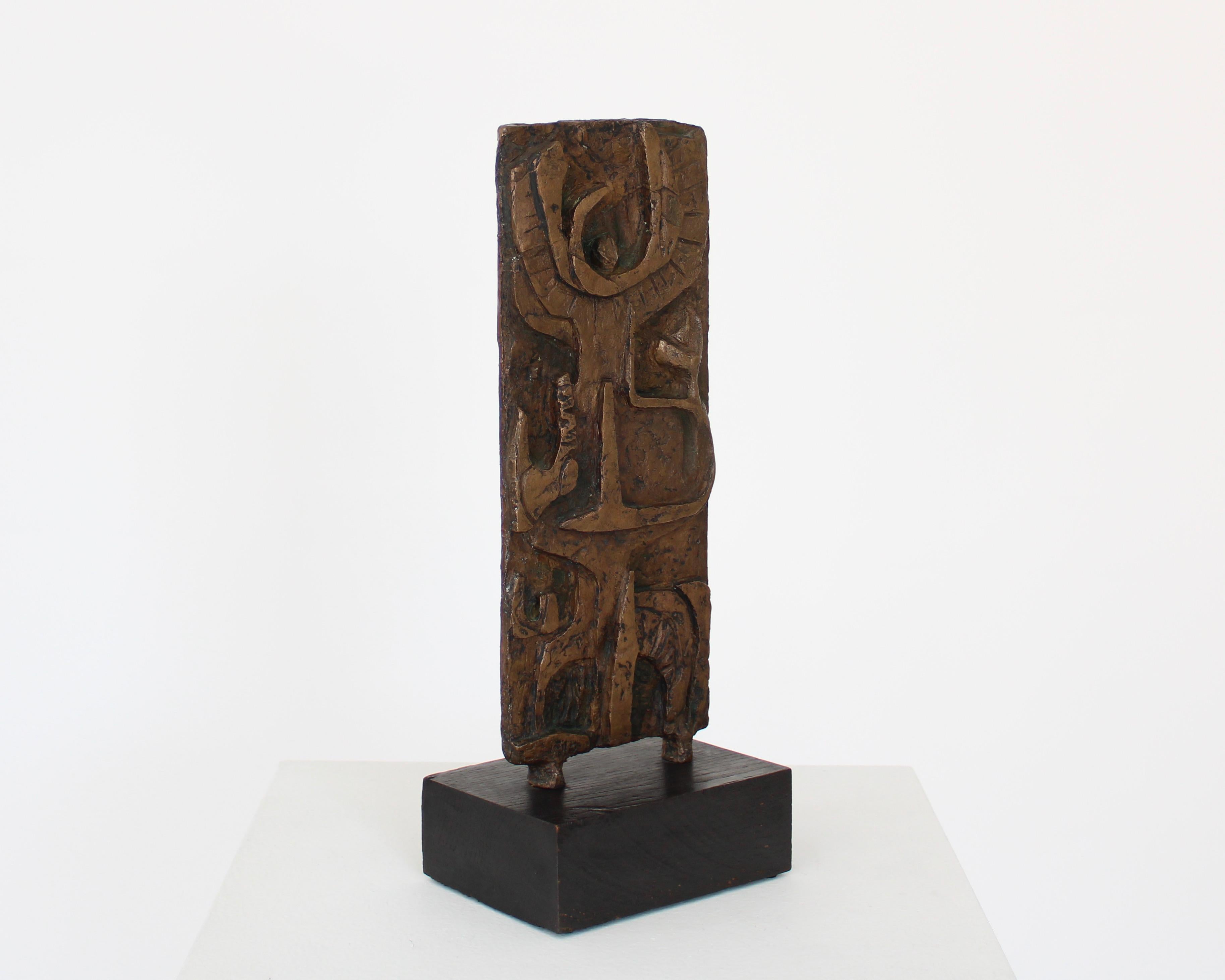 Abstract Figurative Bronze Sculpture on Black Wood Mount, c 1970 In Excellent Condition In Chicago, IL