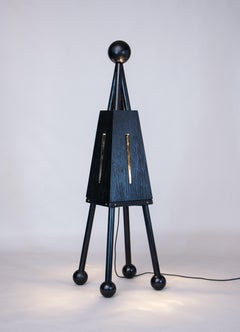 Abstrakte Figurative Massivholz Stehlampe Artisanal Hand-Carved Art Light JASTER