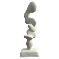 Abstrakte Figurenskulptur in Weiß, einzigartige Skulptur 