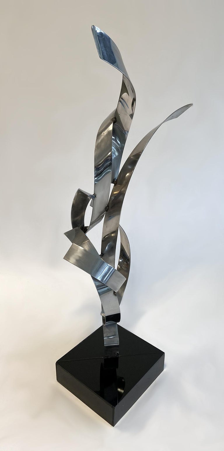 Abstract Floor Sculpture in Polished Chrome, 1970s In Good Condition For Sale In Ft Lauderdale, FL