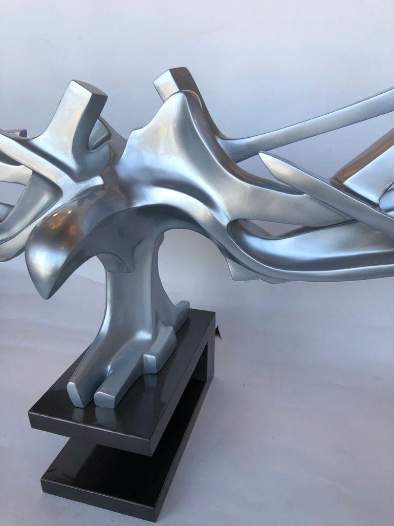 Sculpture abstraite Freedom de Mauricio Sorice Bon état - En vente à Los Angeles, CA