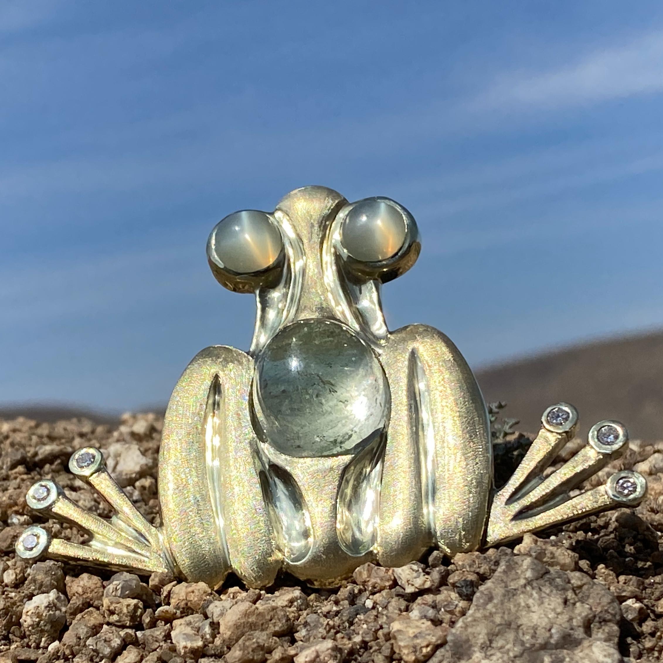 Abstract Frog Brooch with Diamonds, Moonstone & Tourmaline in 18 Karat Gold For Sale 1