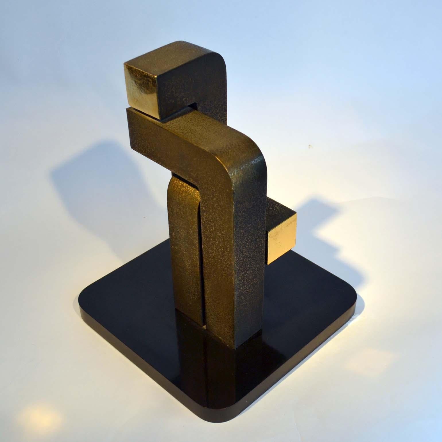 Abstract Geometric Minimalist Bronze Sculpture by Zonena 1979 in Limited Edition In Excellent Condition In London, GB