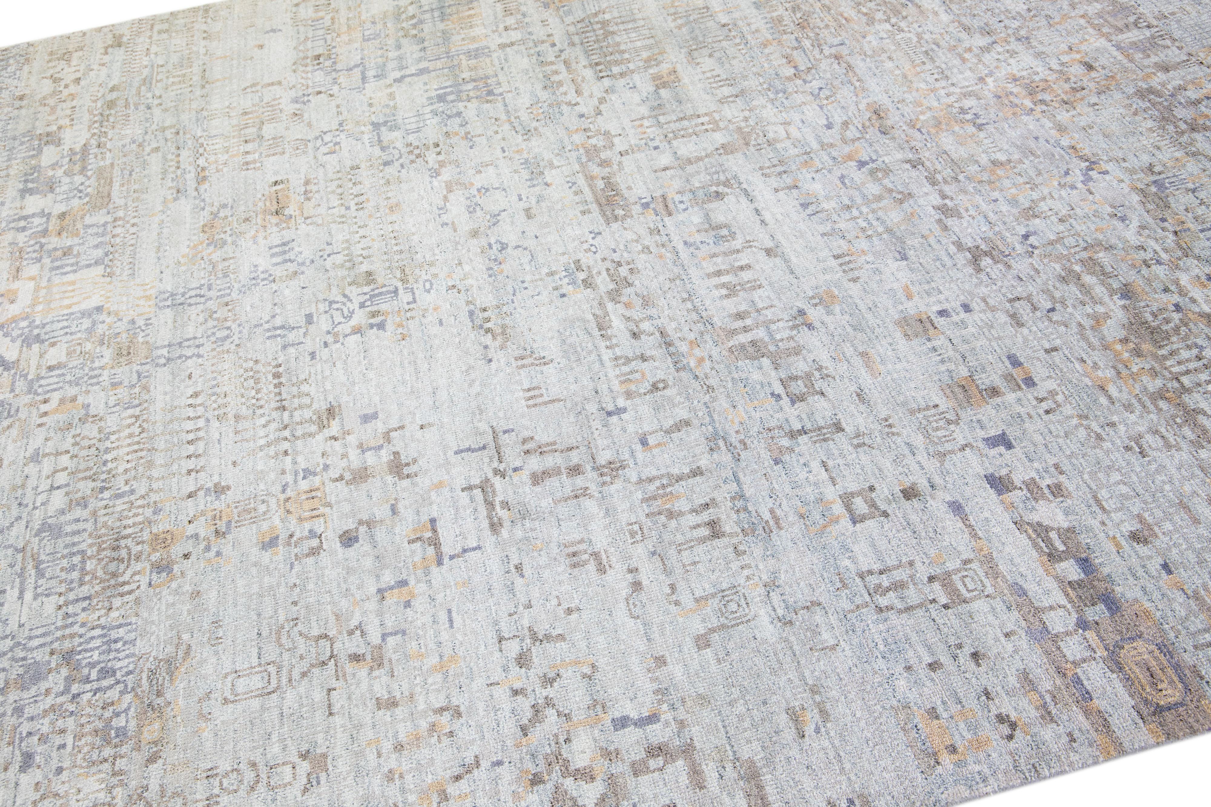 Islamic Abstract Handmade Modern Wool & Silk Rug in Grey