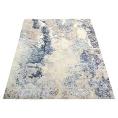 Abstrakter handgefertigter Teppich aus Seide und Wolle in Grau mit Design. 3,05 x 2,55 M