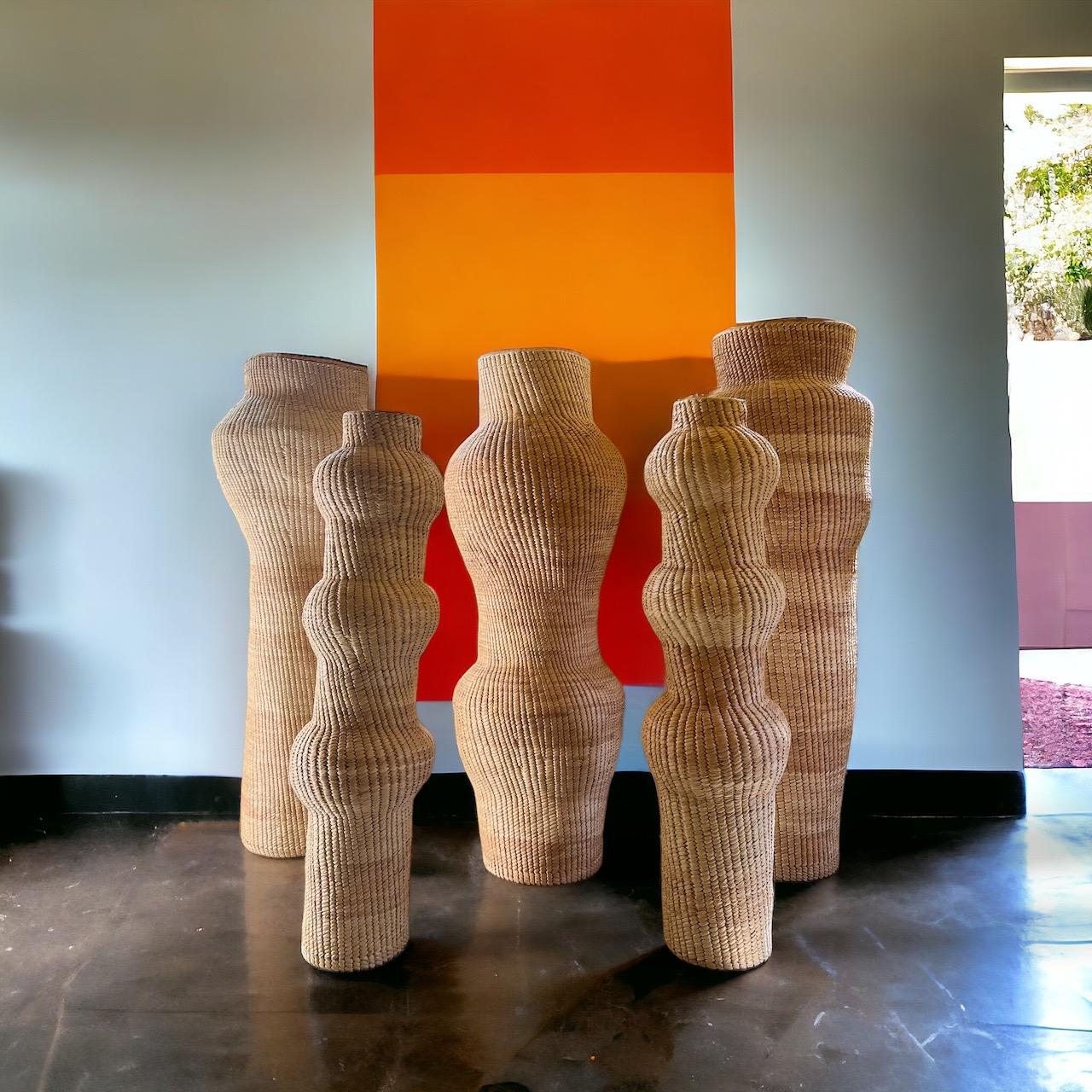 Sculpture abstraite de palmier tissée à la main - Moyen en vente 6