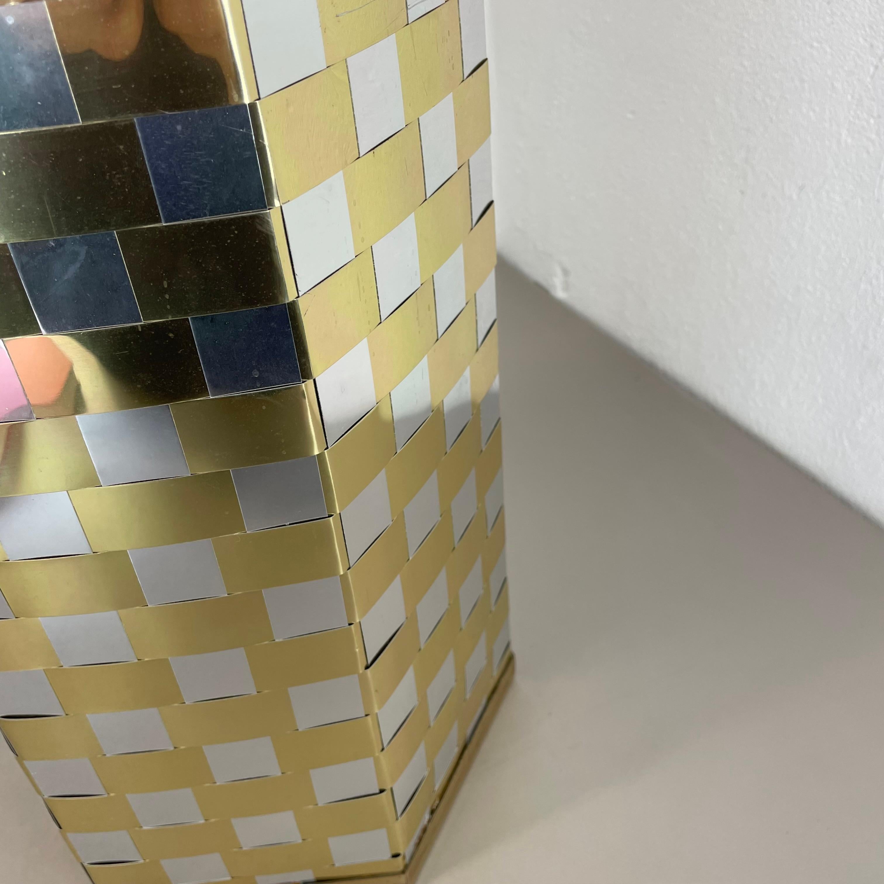 abstract hexagonal bicolor Umbrella Stand in Style of Paul Evans, Italy 1970s For Sale 7