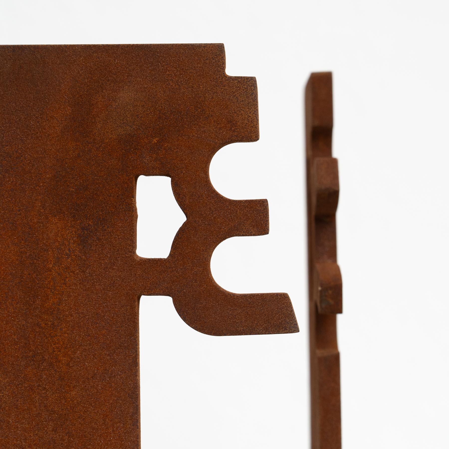 Abstract Iron Sculpture in the Style of Chillida, circa 1990 For Sale 3