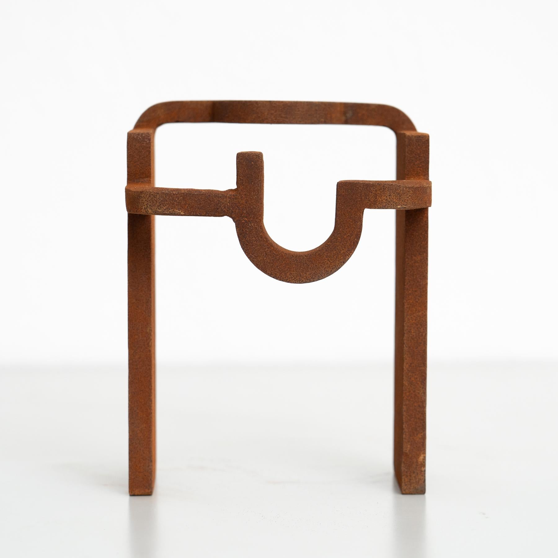 Scultura astratta in ferro nello stile di Chillida, circa 1990 in vendita 3