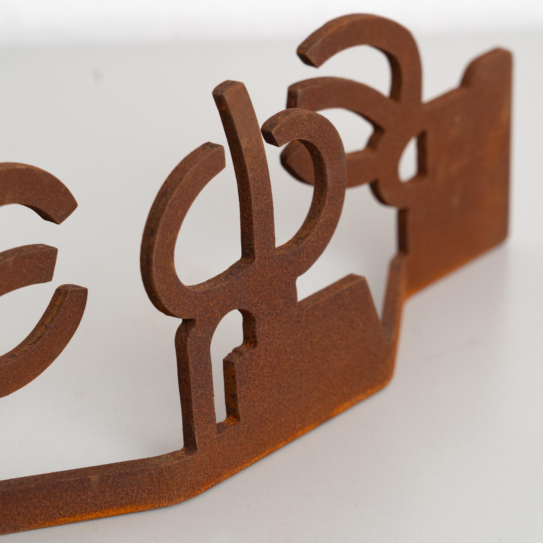 Scultura astratta in ferro nello stile di Chillida, circa 1990 in vendita 6