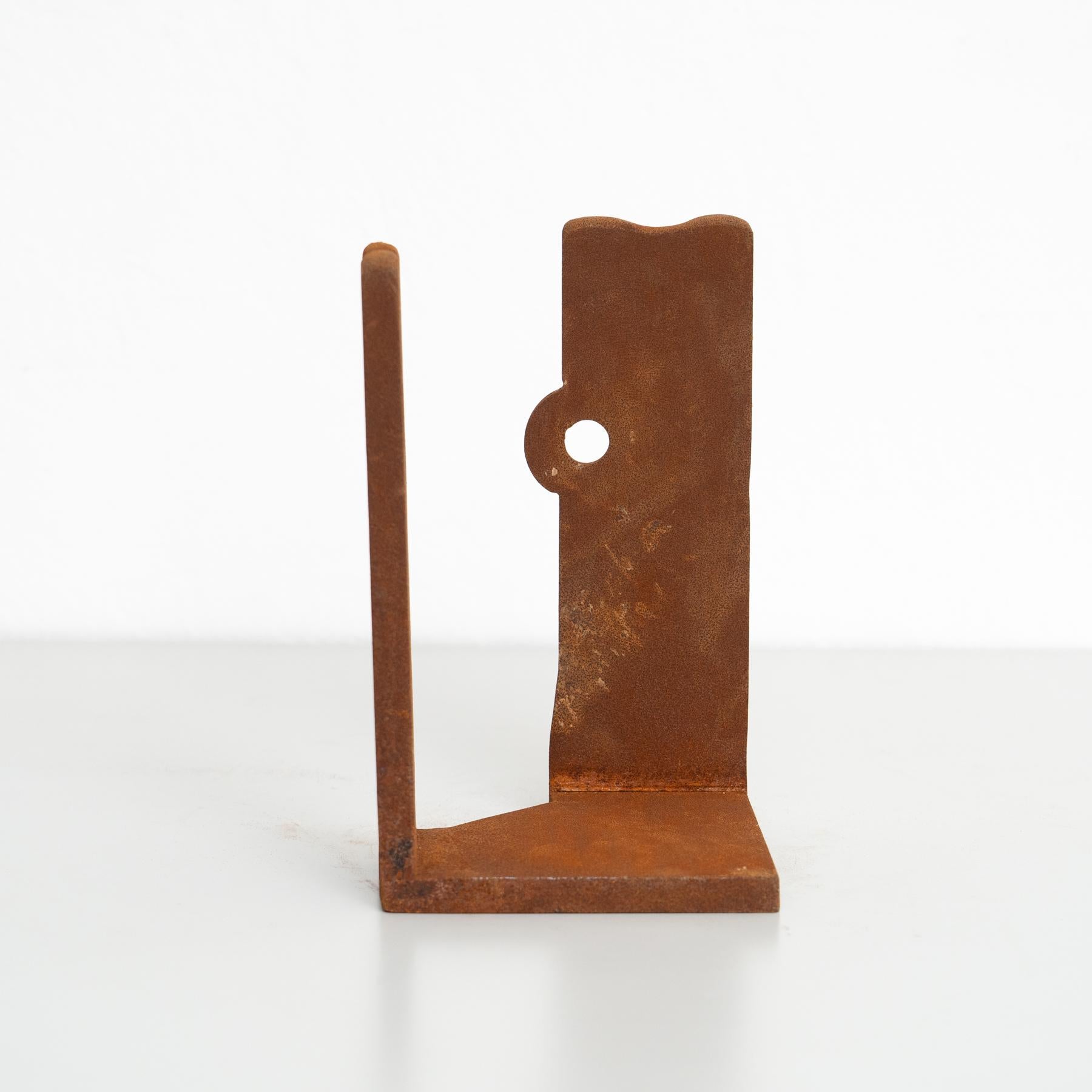 Mid-Century Modern Abstract Iron Sculpture in the Style of Chillida, circa 1990 For Sale