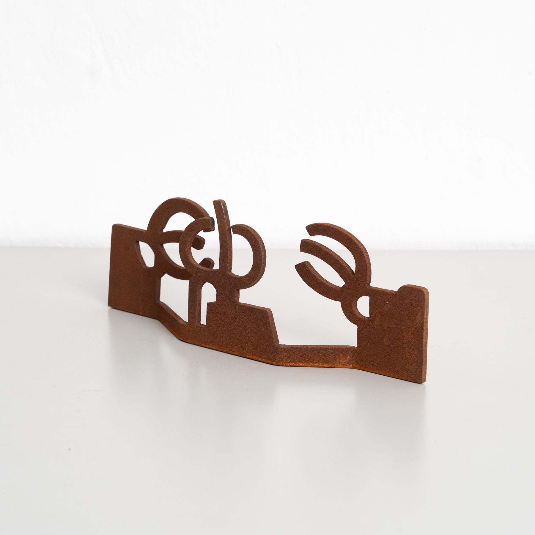 Spagnolo Scultura astratta in ferro nello stile di Chillida, circa 1990 in vendita