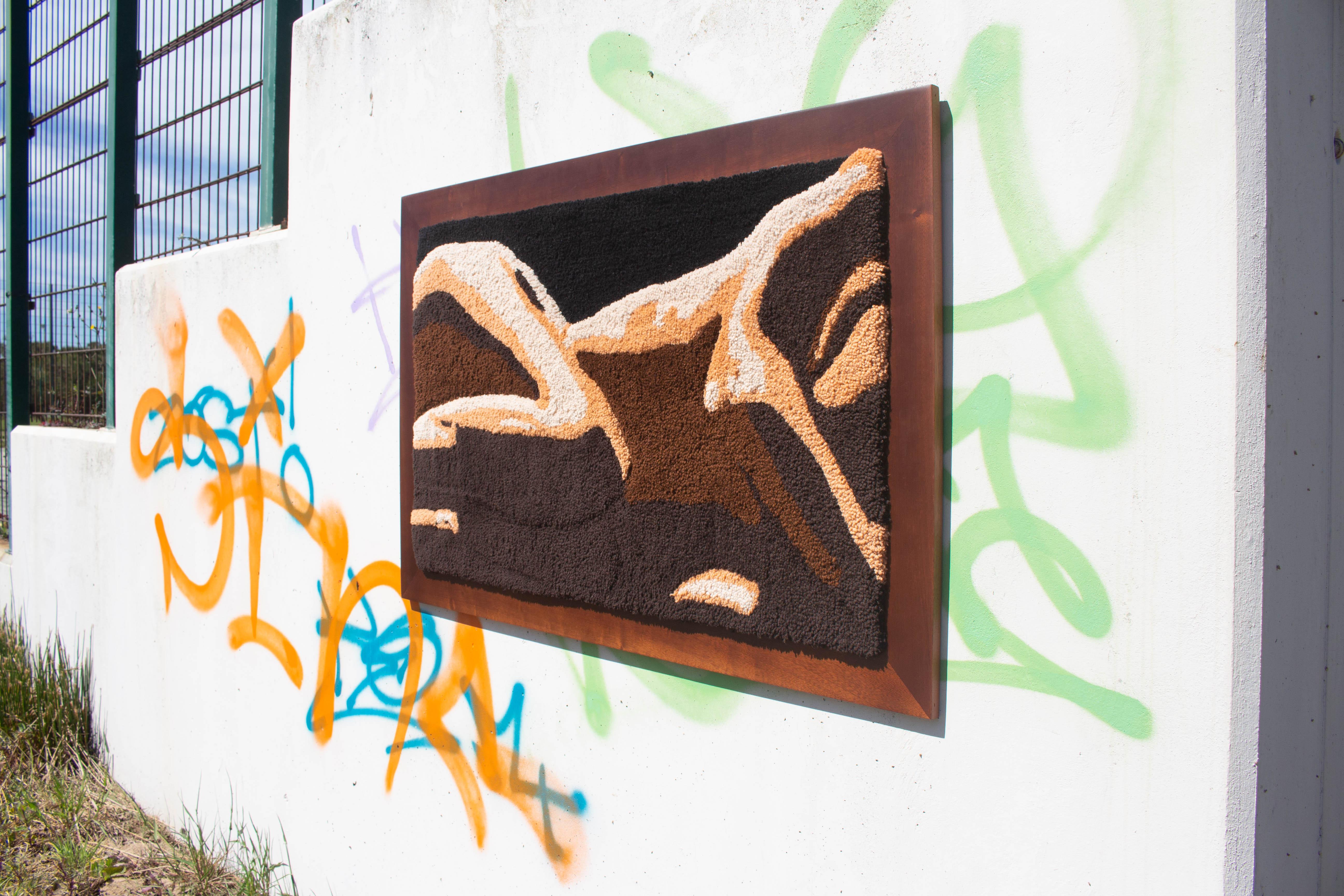 Zeitgenössischer Wandteppich aus Wolle, Textilkunst, Faserkunst, abstrakter Akt von OHXOJA (Handgeschnitzt) im Angebot