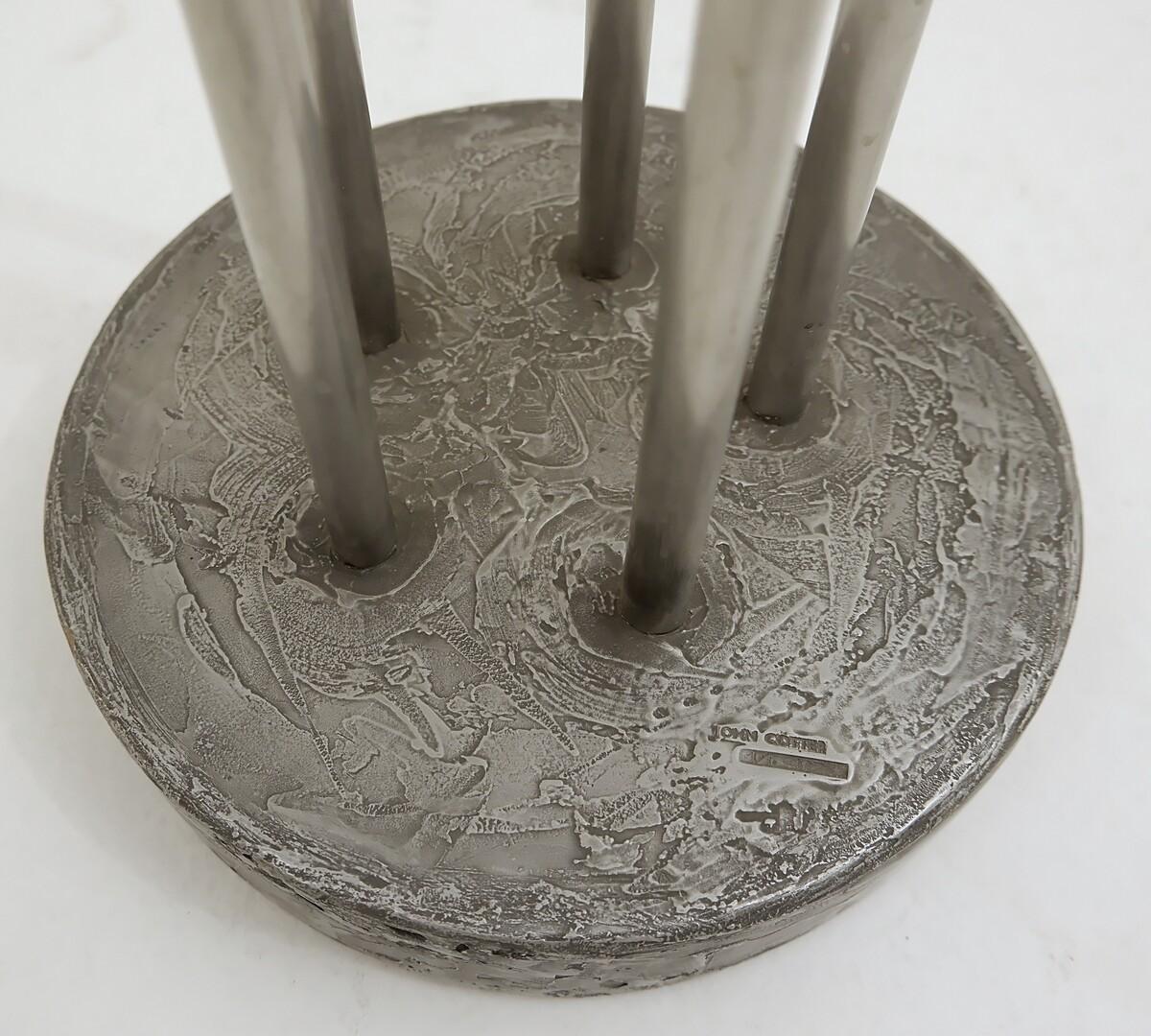 Scultura astratta di labbra in metallo di John Cotter, firmata sulla base in vendita 2