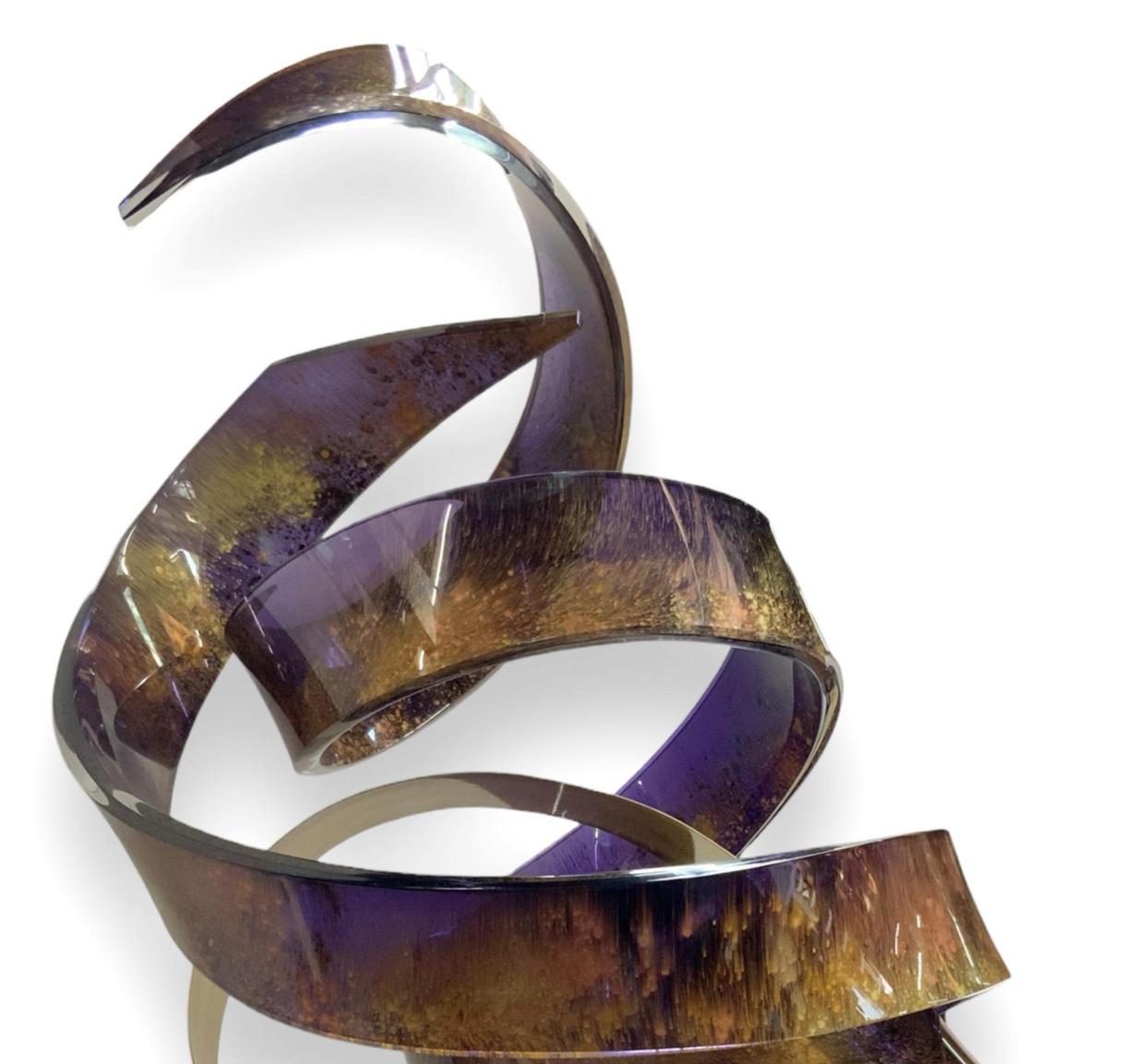 Abstract Lucite and Brass Spiral Sculpture by Shlomi Haziza. In Good Condition For Sale In Chicago, IL