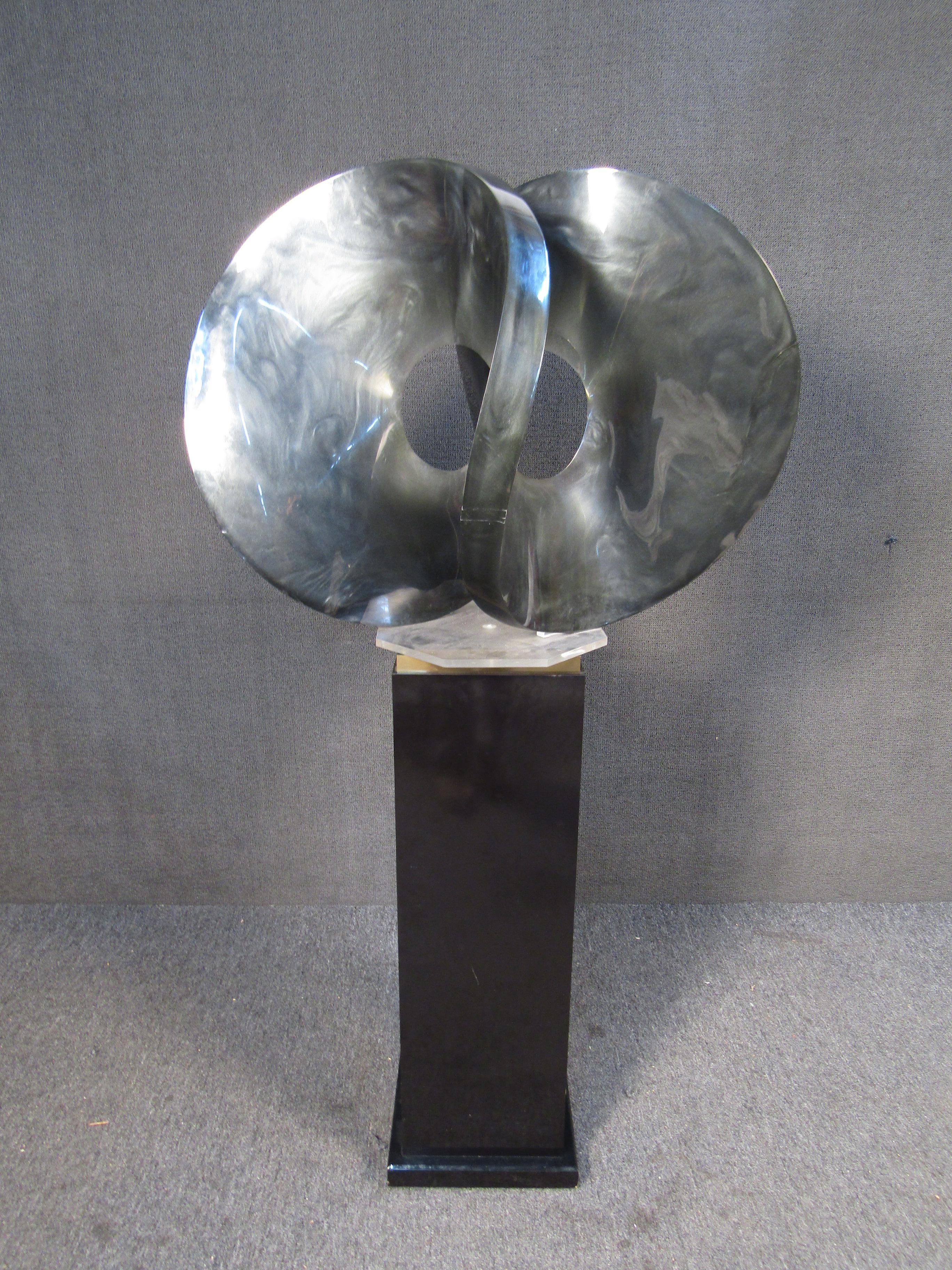 Abstract Lucite Sculpture 2