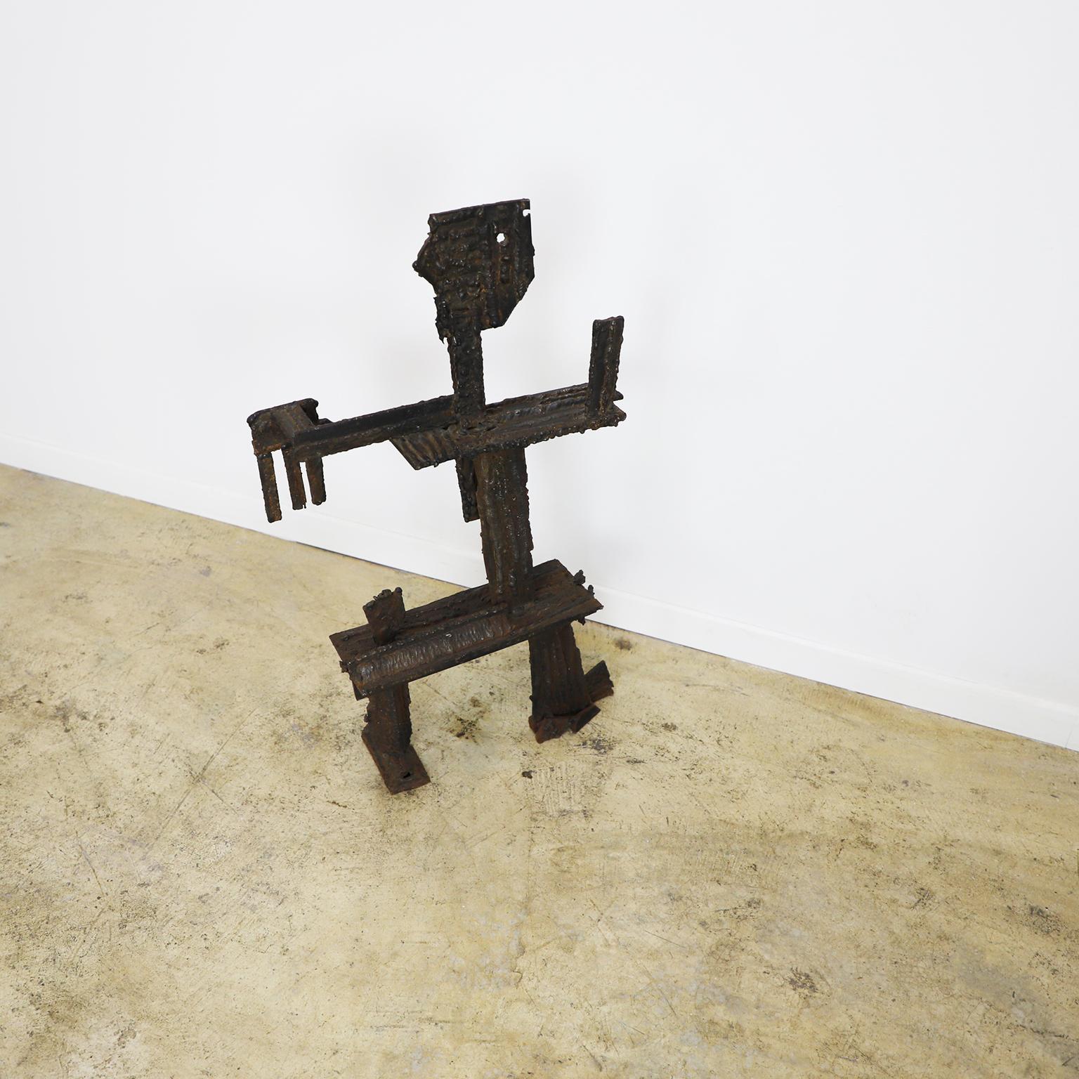 Sculpture d'homme brutaliste abstraite en fer État moyen - En vente à Mexico City, CDMX