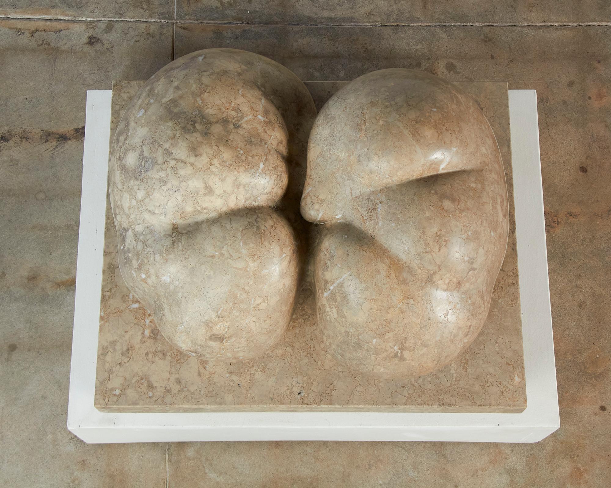 Sculpture abstraite en pierre de marbre d'A Amalia Schulthess en vente 3