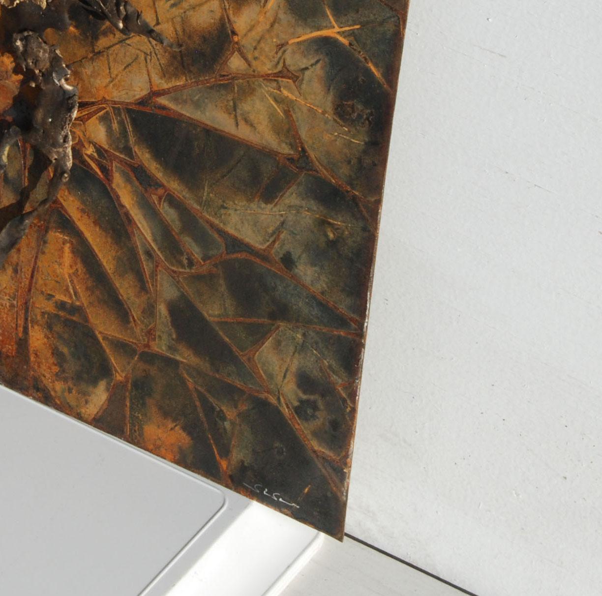 Abstraktes Metallrelief von Navid Ghedami (21. Jahrhundert und zeitgenössisch) im Angebot