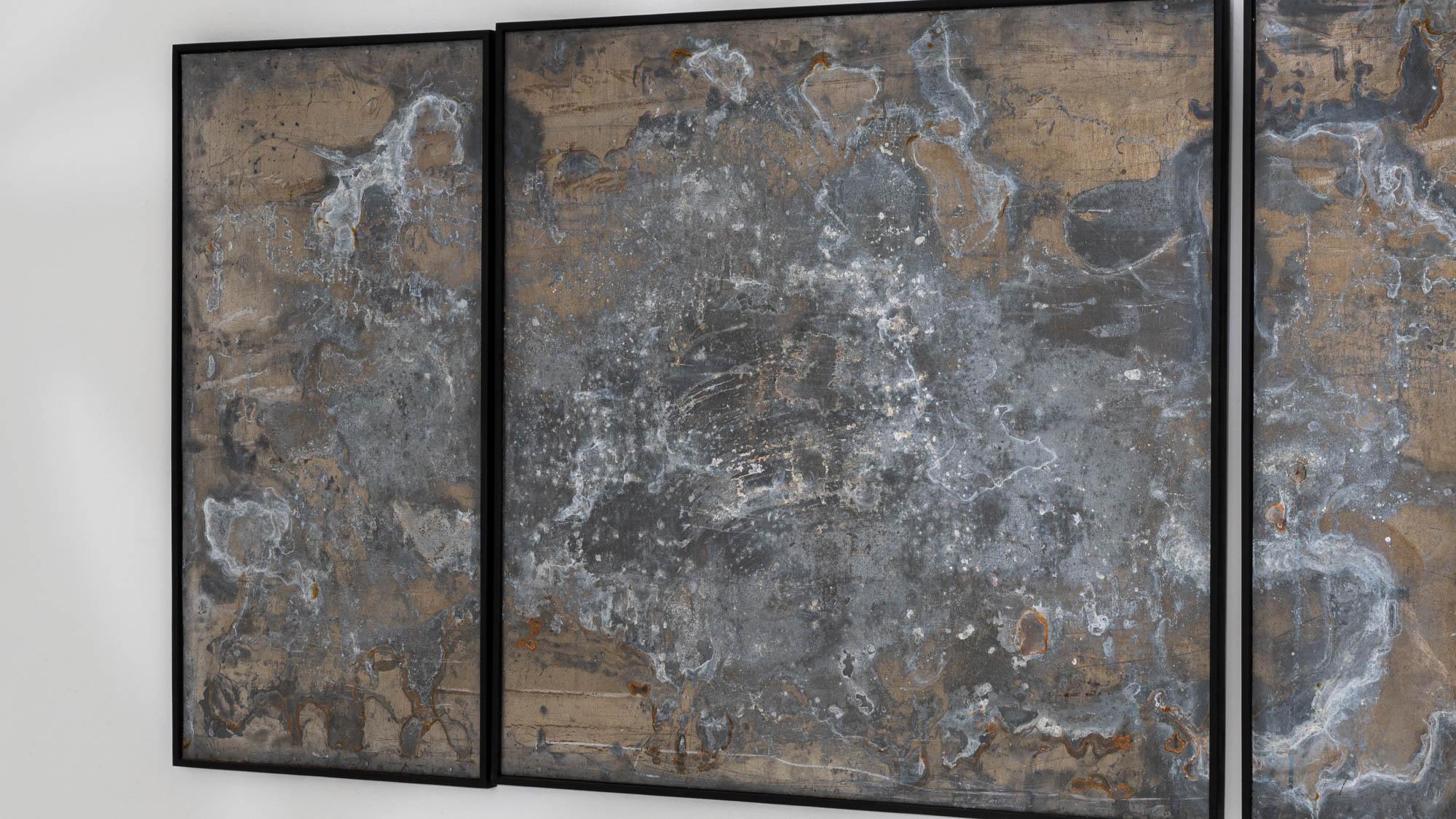 Abstraktes Triptychon aus Metall in Holzrahmen im Angebot 1
