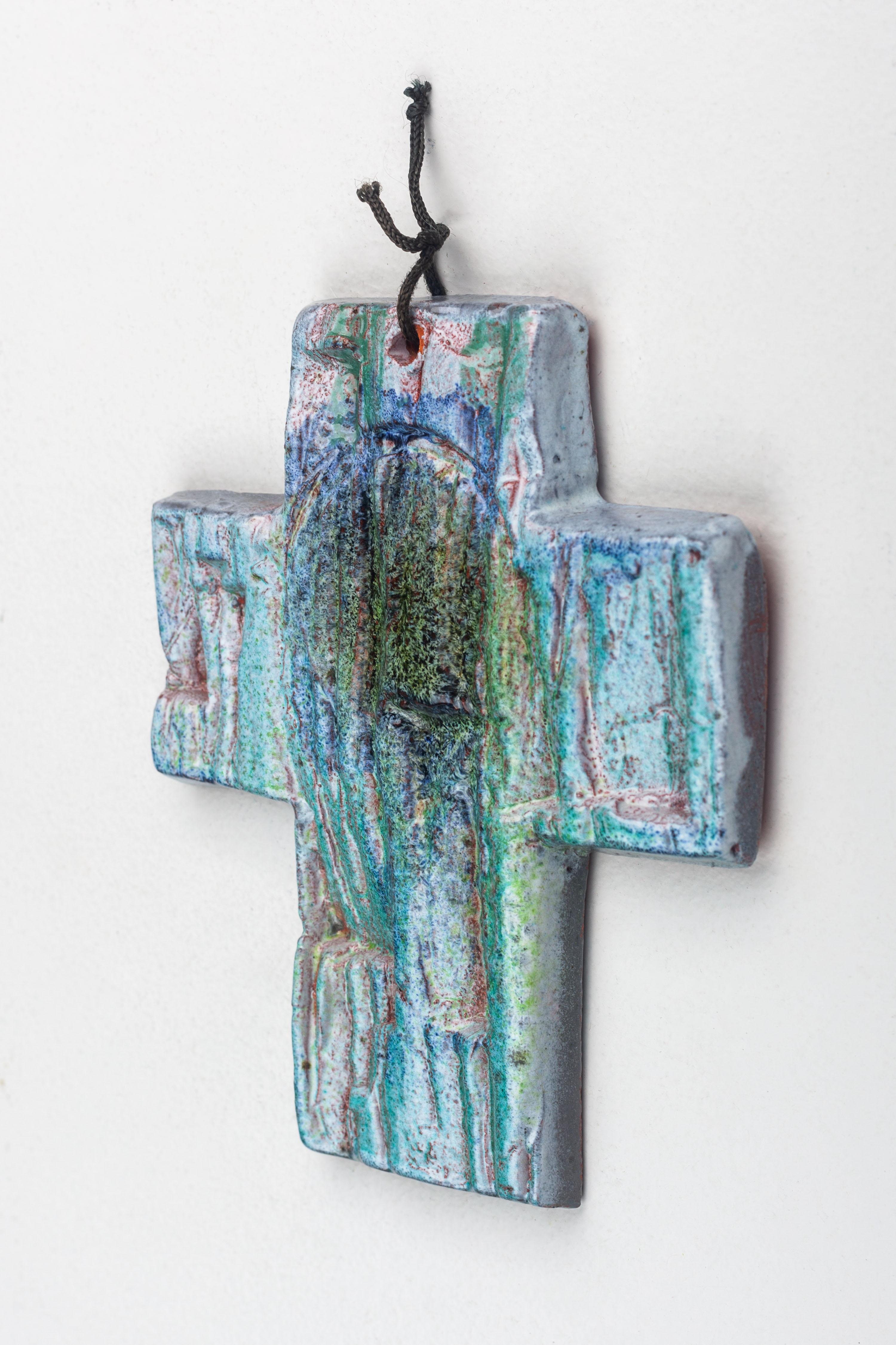 Abstraktes keramisches Kreuz aus der Mitte des Jahrhunderts (Moderne der Mitte des Jahrhunderts) im Angebot