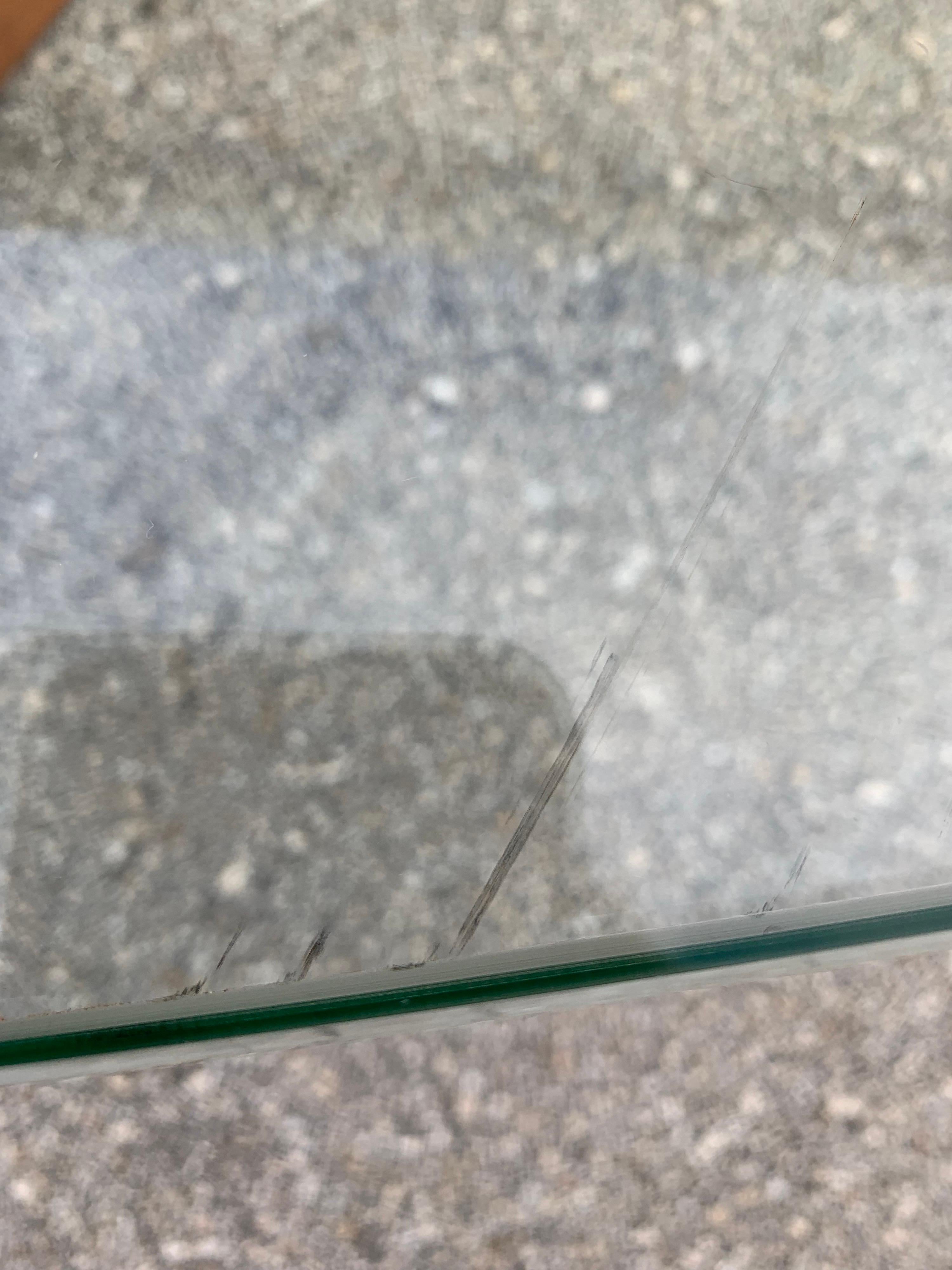 Samson Berman Table basse moderne du milieu du siècle en verre et noyer en vente 3
