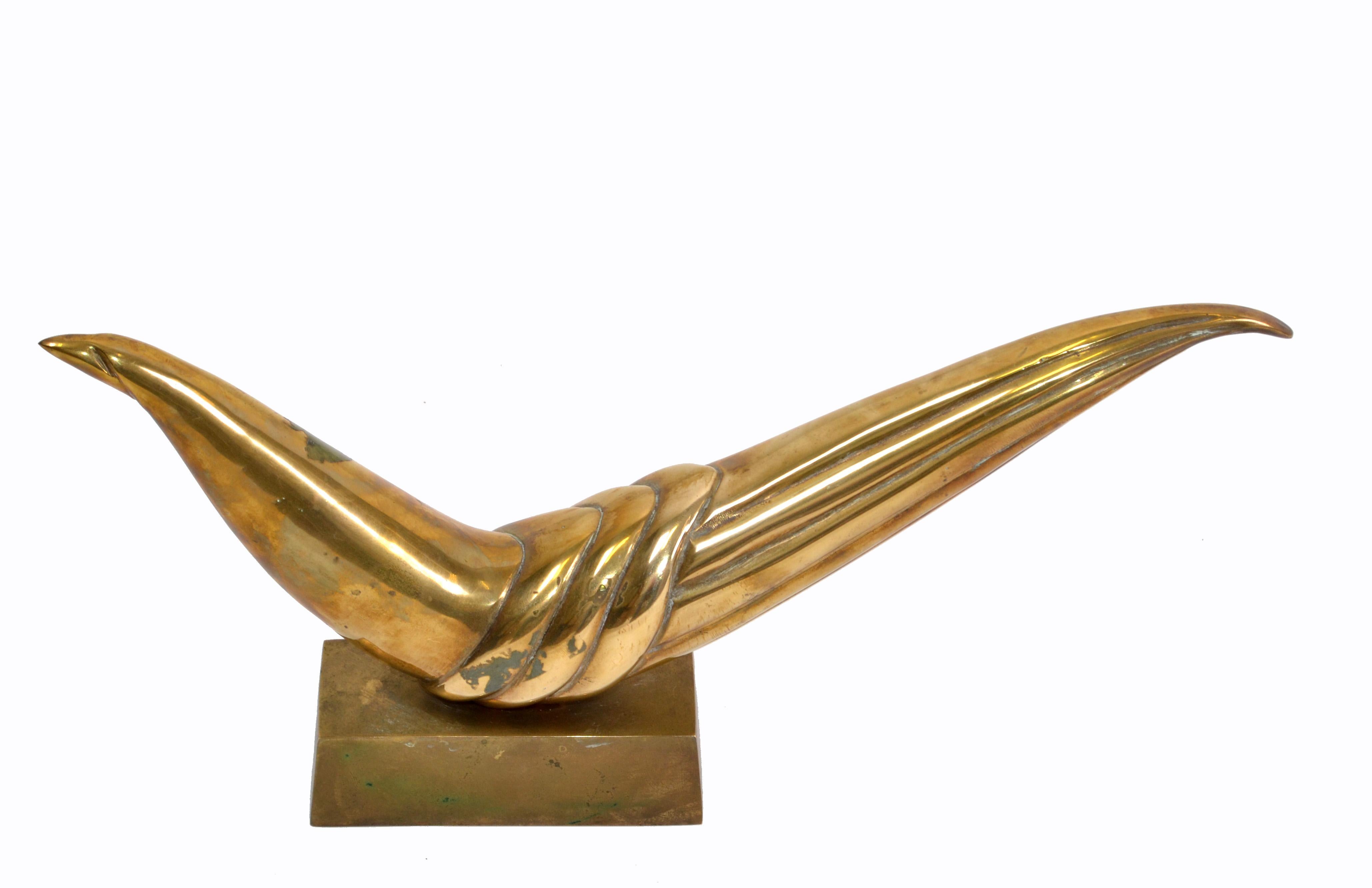Legno Uccello astratto in ottone patinato di metà secolo moderno su base in bronzo in vendita